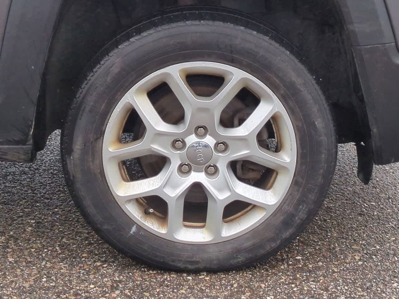 Thumbnail: 2017 Jeep Renegade - 13