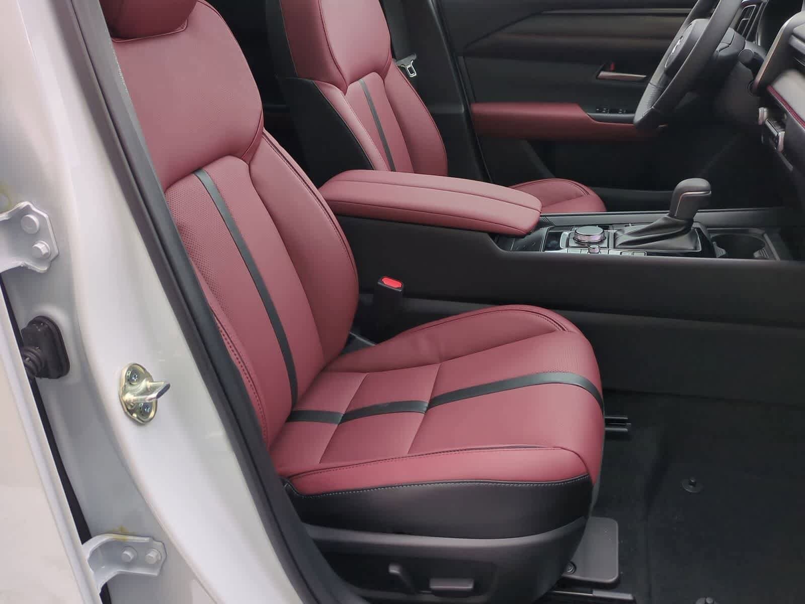 Thumbnail: 2026 Mazda CX-50 - 22