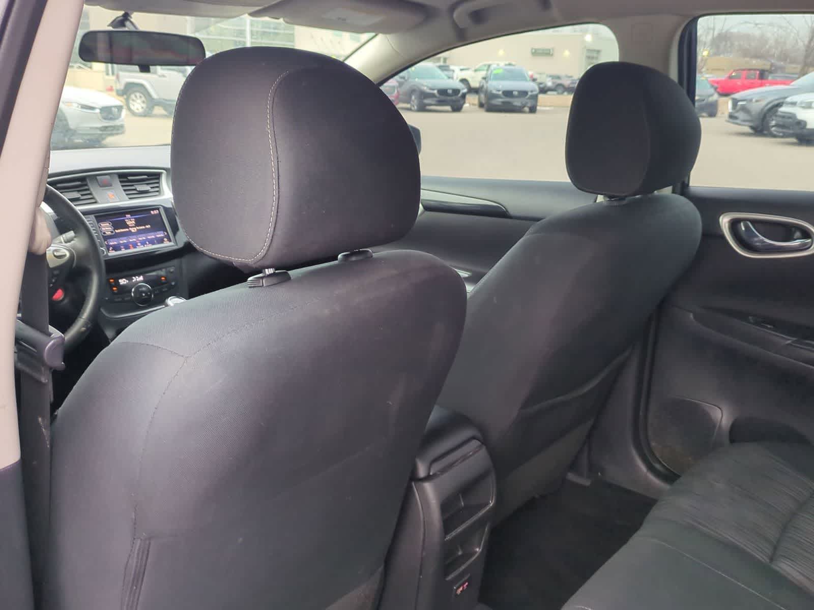 Thumbnail: 2019 Nissan Sentra - 17