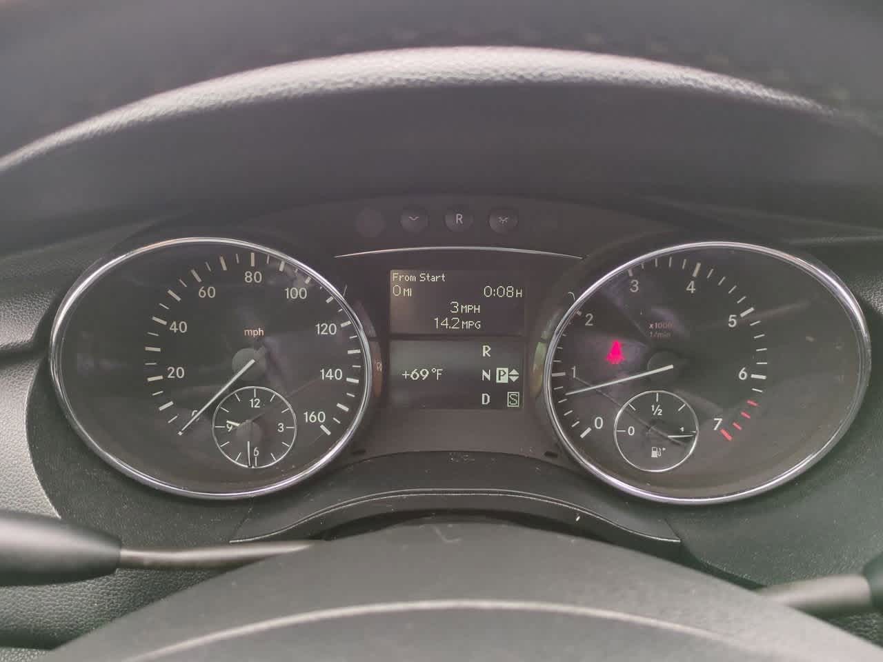 Thumbnail: 2008 Mercedes-Benz R-Class - 32