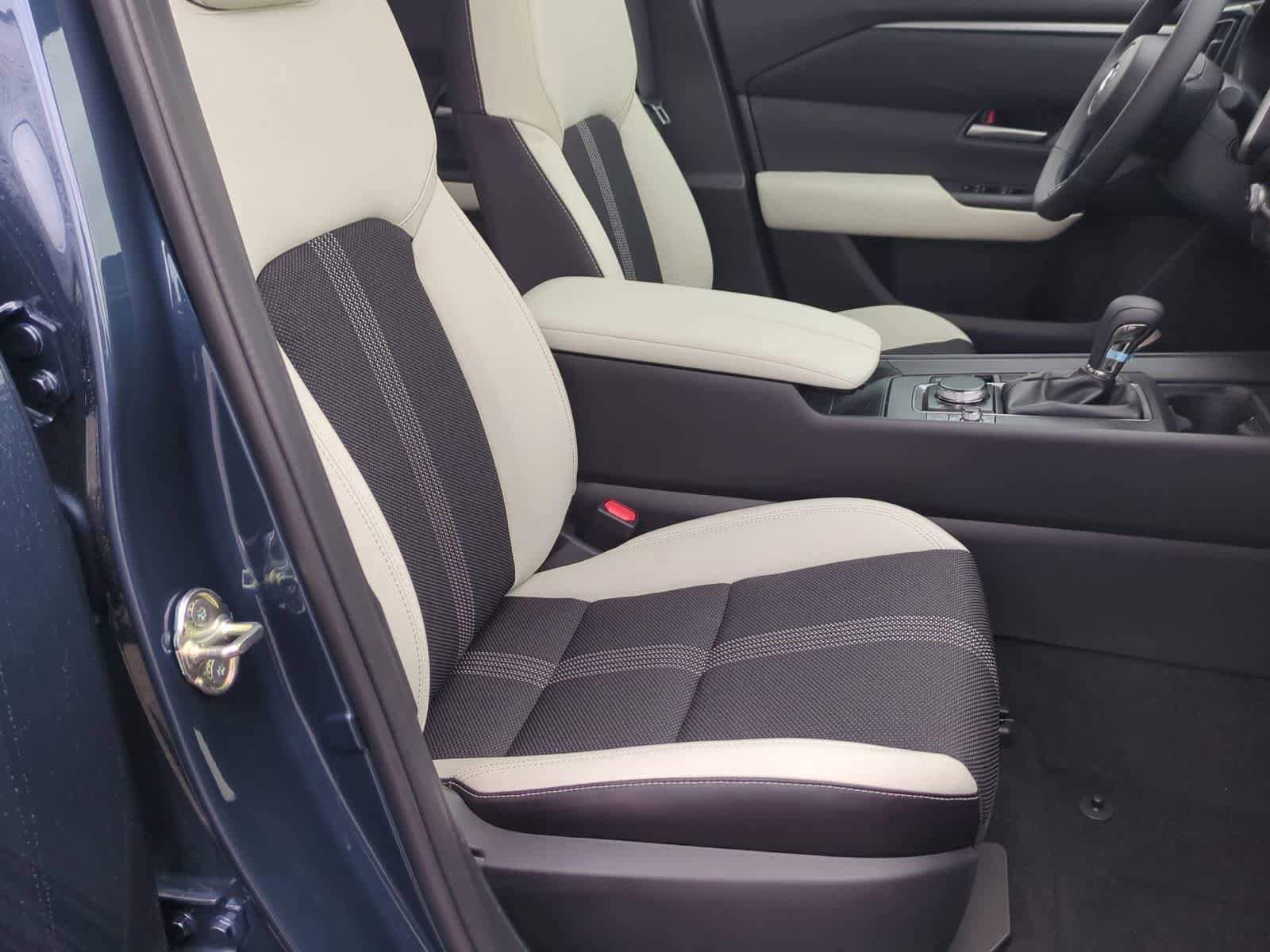 Thumbnail: 2026 Mazda CX-50 - 22