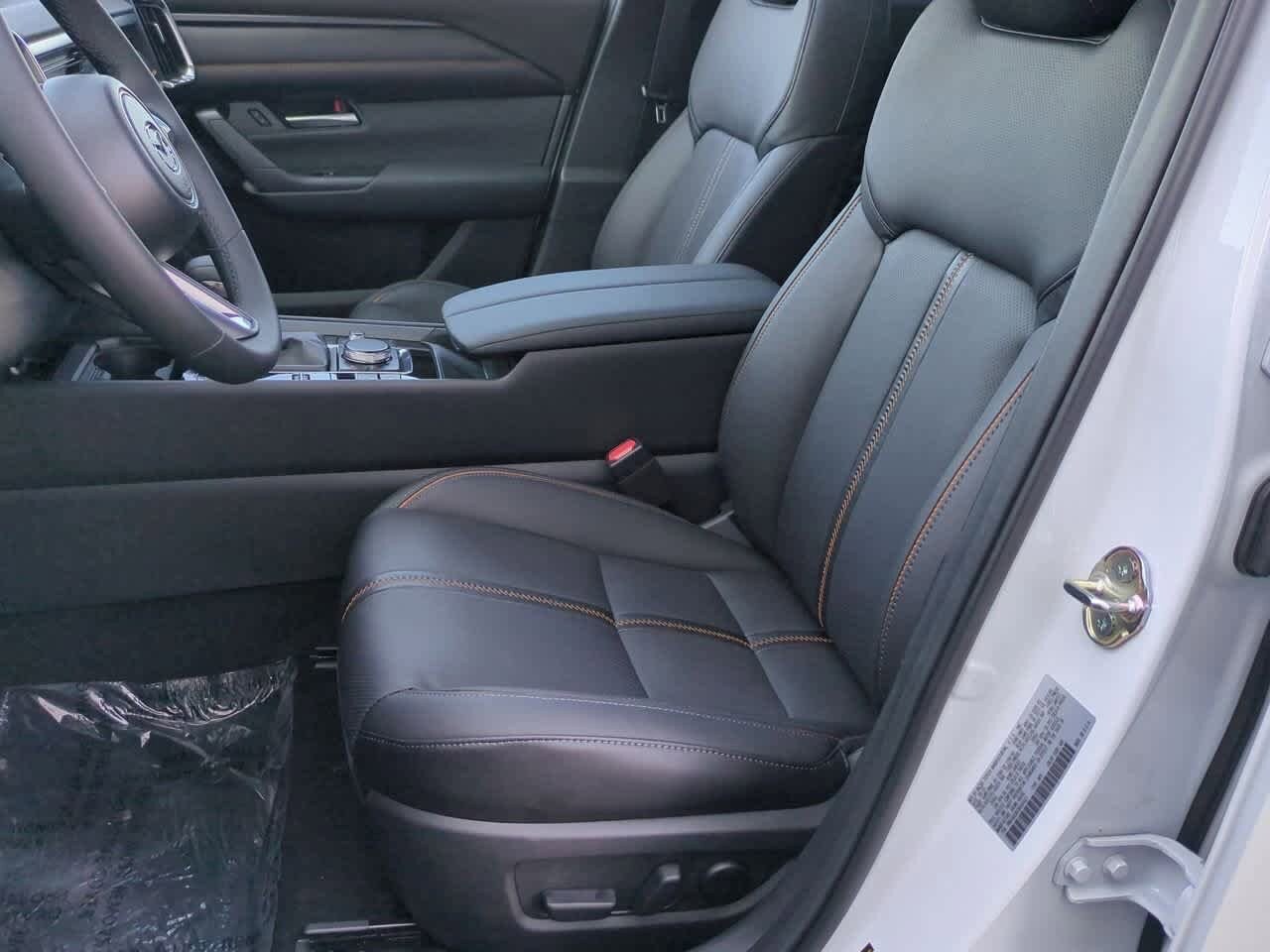 Thumbnail: 2025 Mazda CX-50 - 14