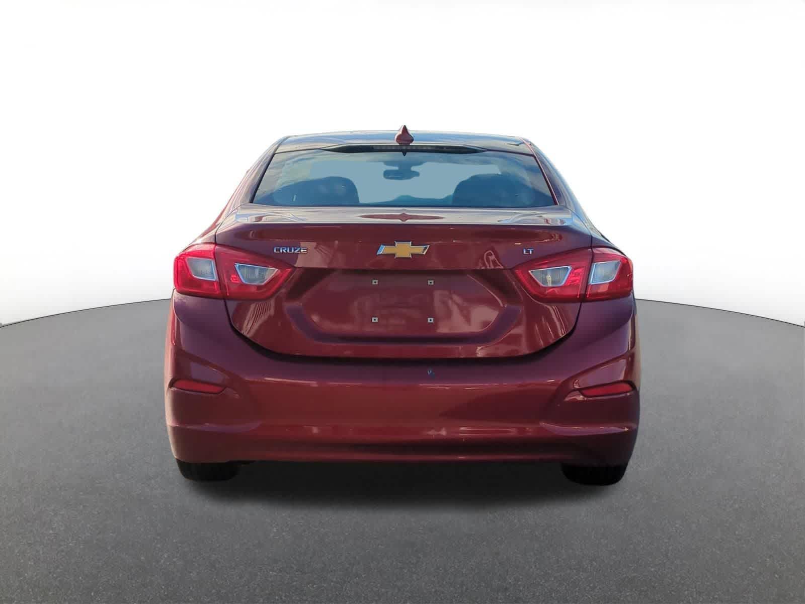 Thumbnail: 2017 Chevrolet Cruze - 5