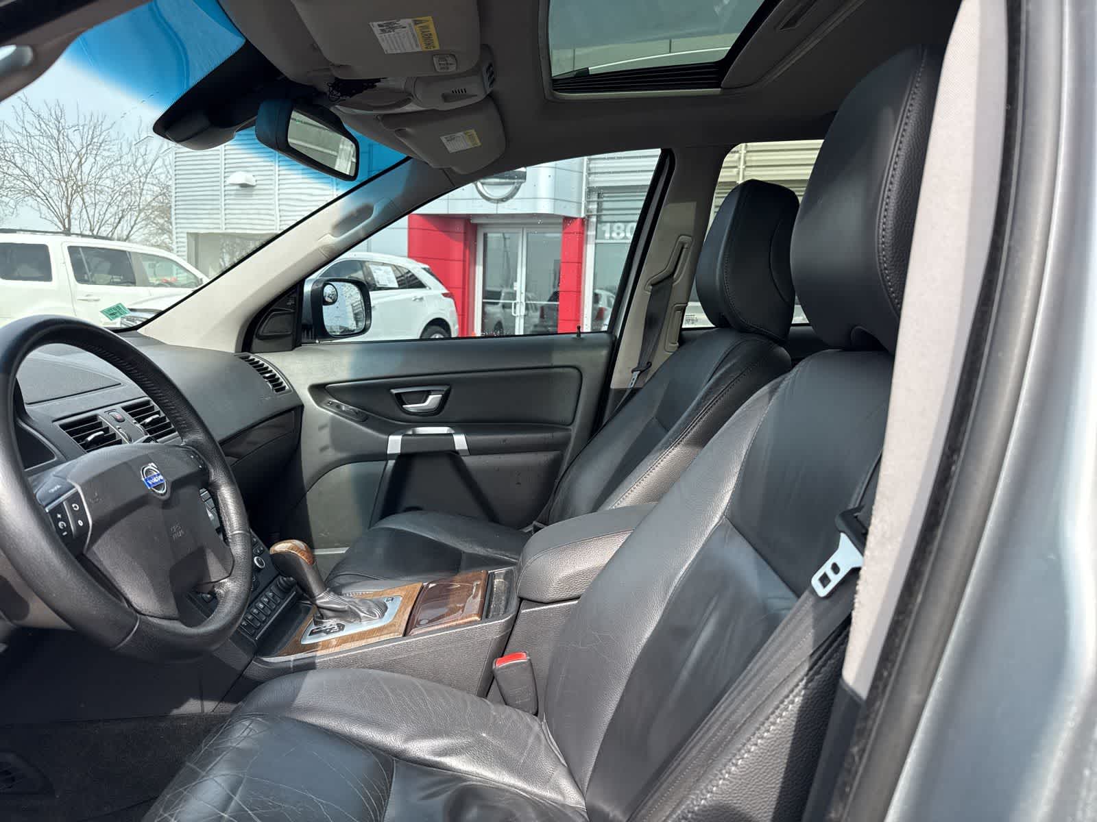 Thumbnail: 2012 Volvo XC90 - 14