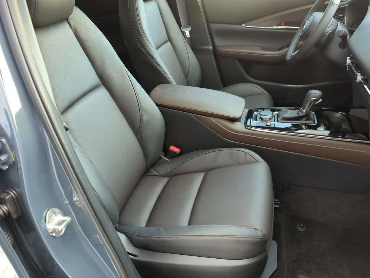 Thumbnail: 2025 Mazda CX-30 - 21