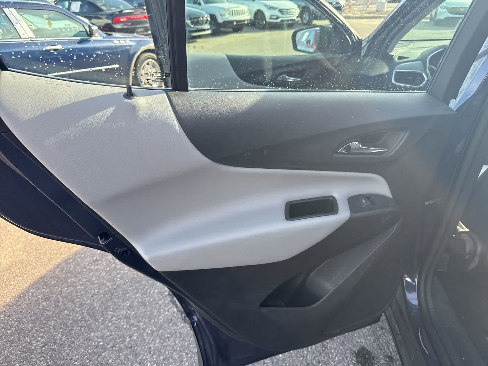 Thumbnail: 2019 Chevrolet Equinox - 18