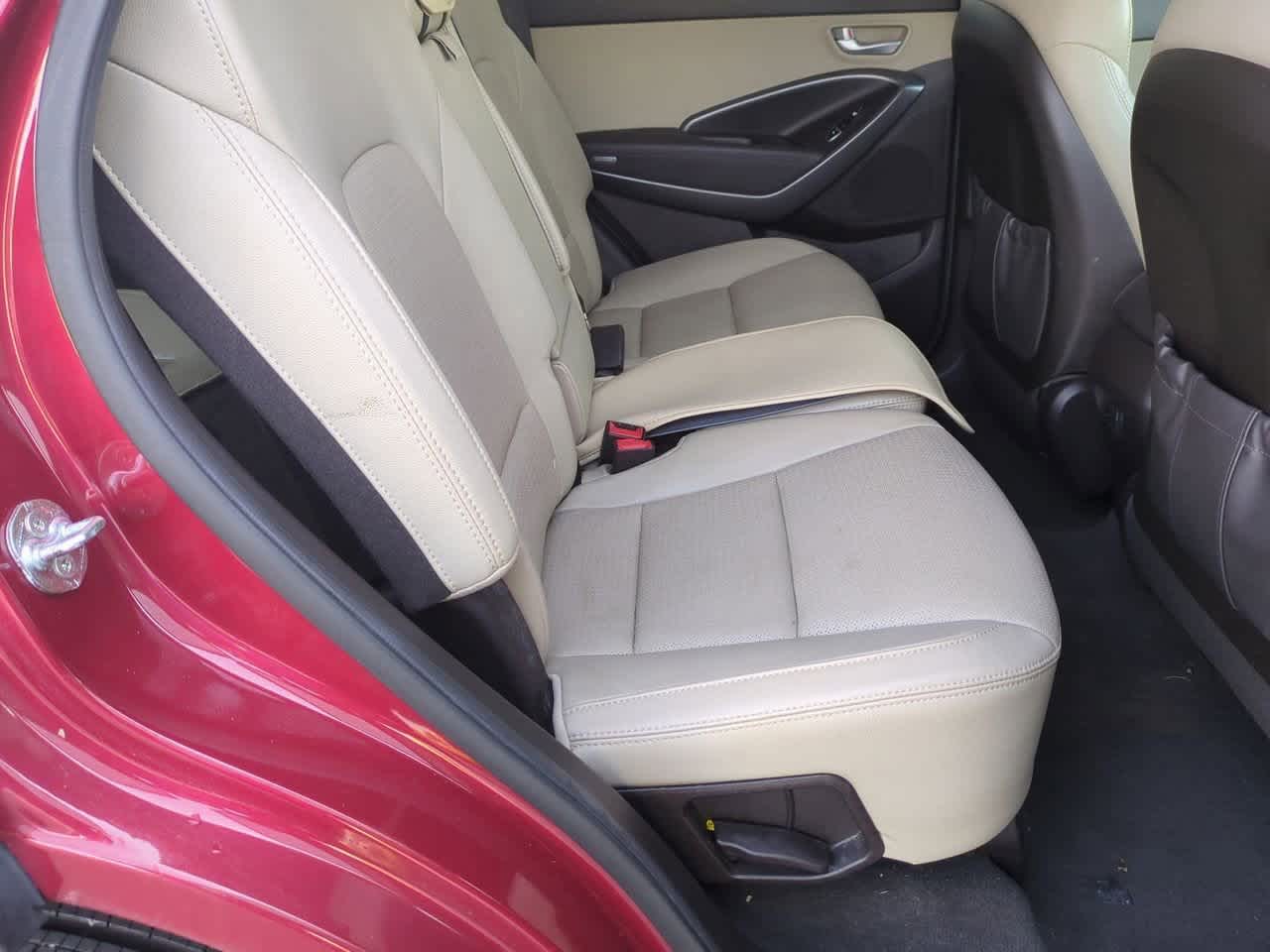 Thumbnail: 2013 Hyundai Santa Fe - 19
