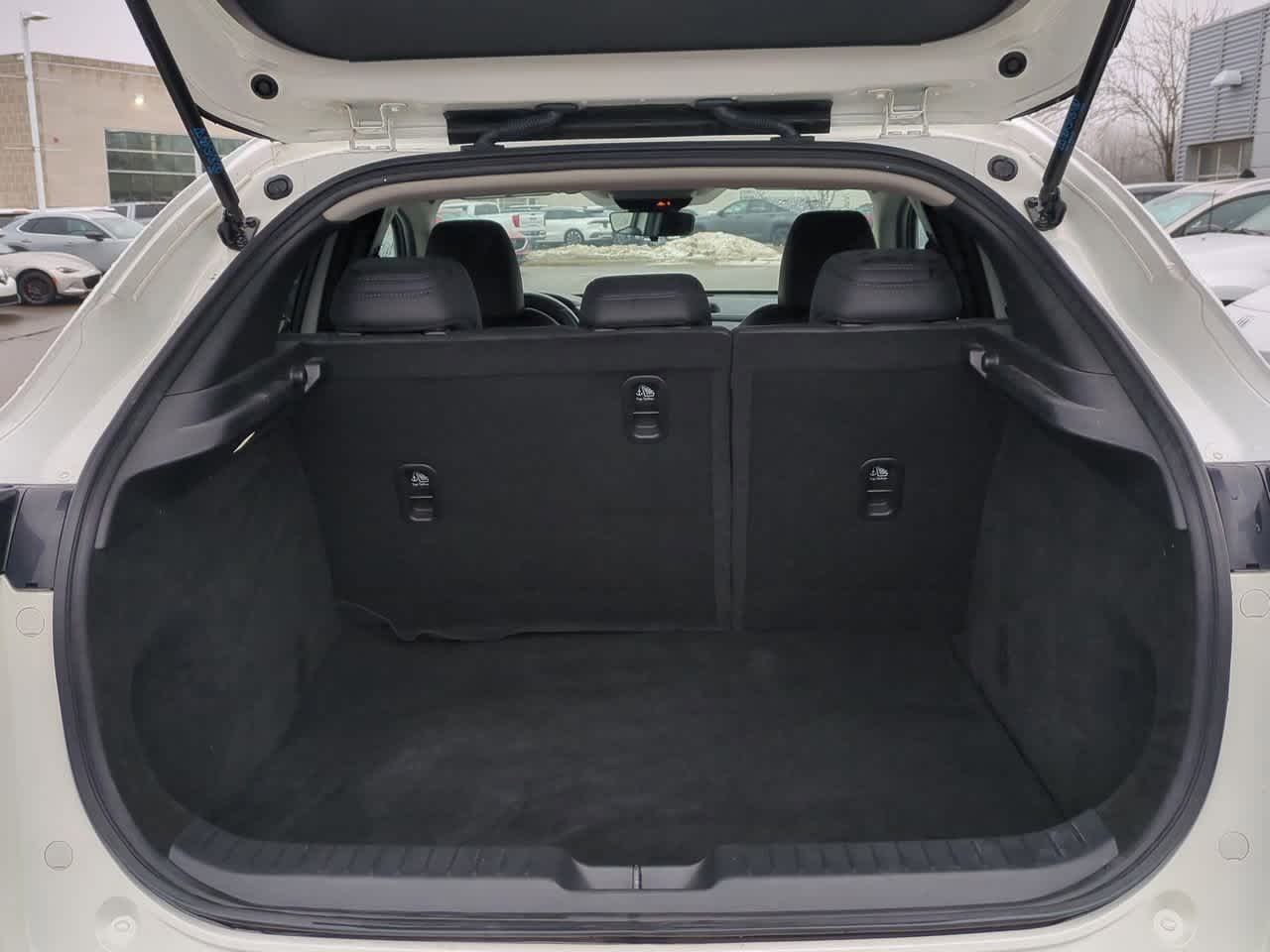 Thumbnail: 2022 Mazda CX-30 - 31