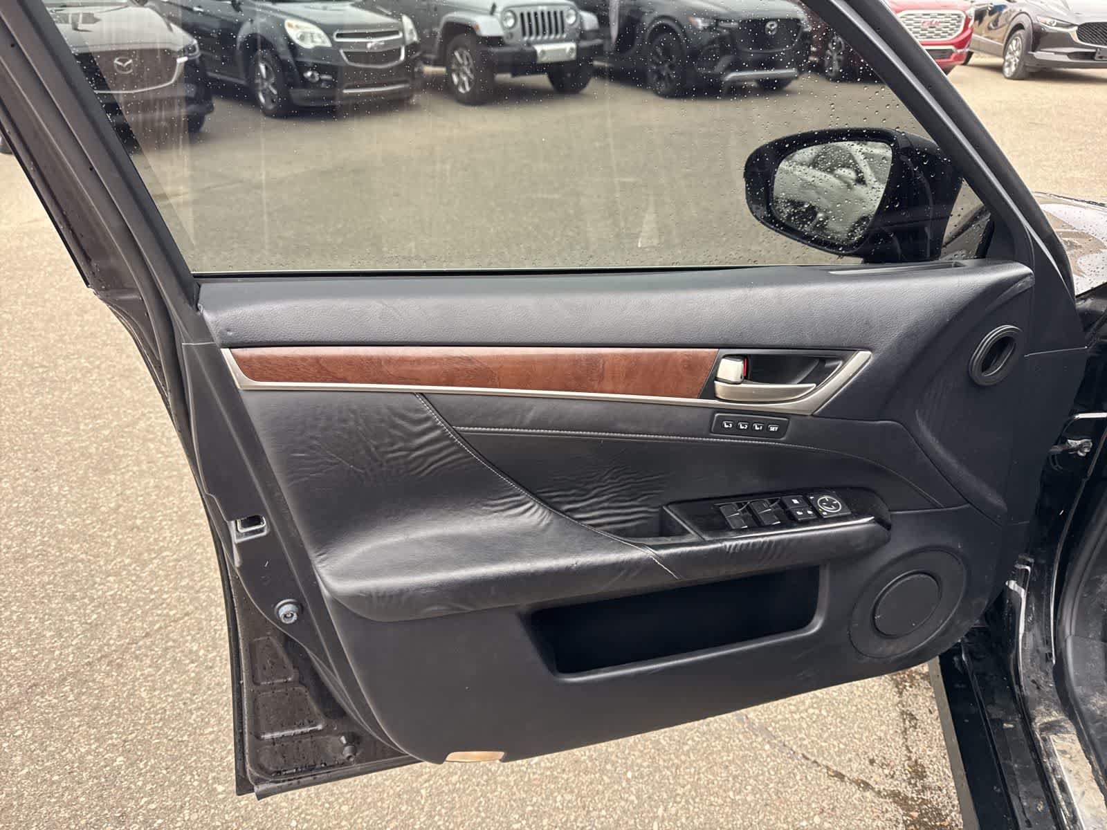 Thumbnail: 2013 Lexus GS - 15