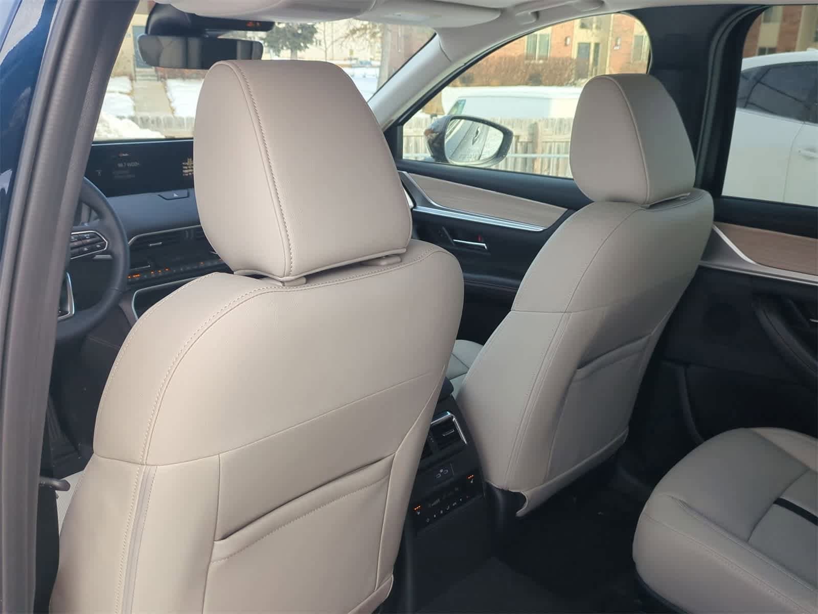 Thumbnail: 2026 Mazda CX-90 - 17