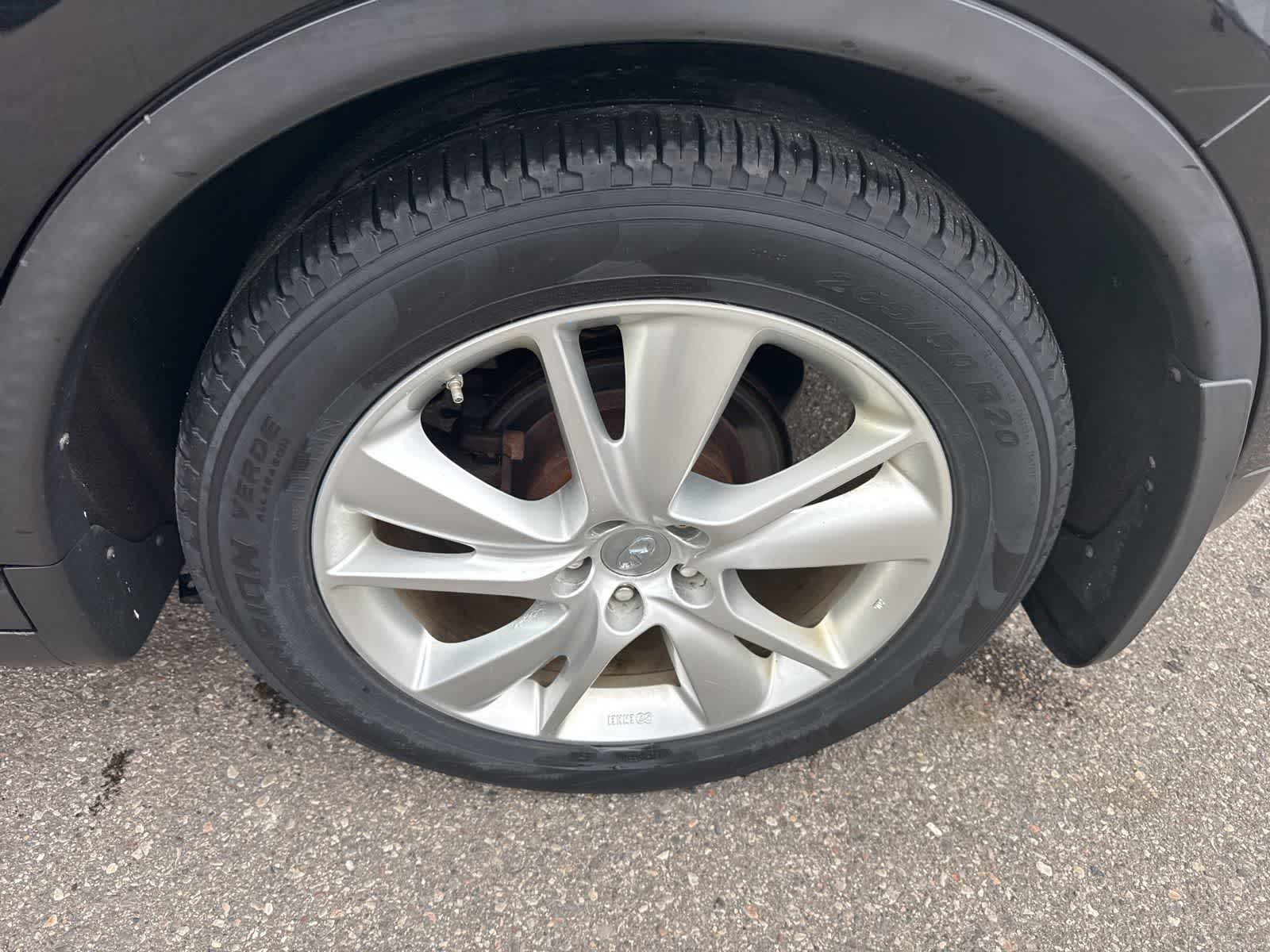 Thumbnail: 2012 INFINITI FX35 - 24