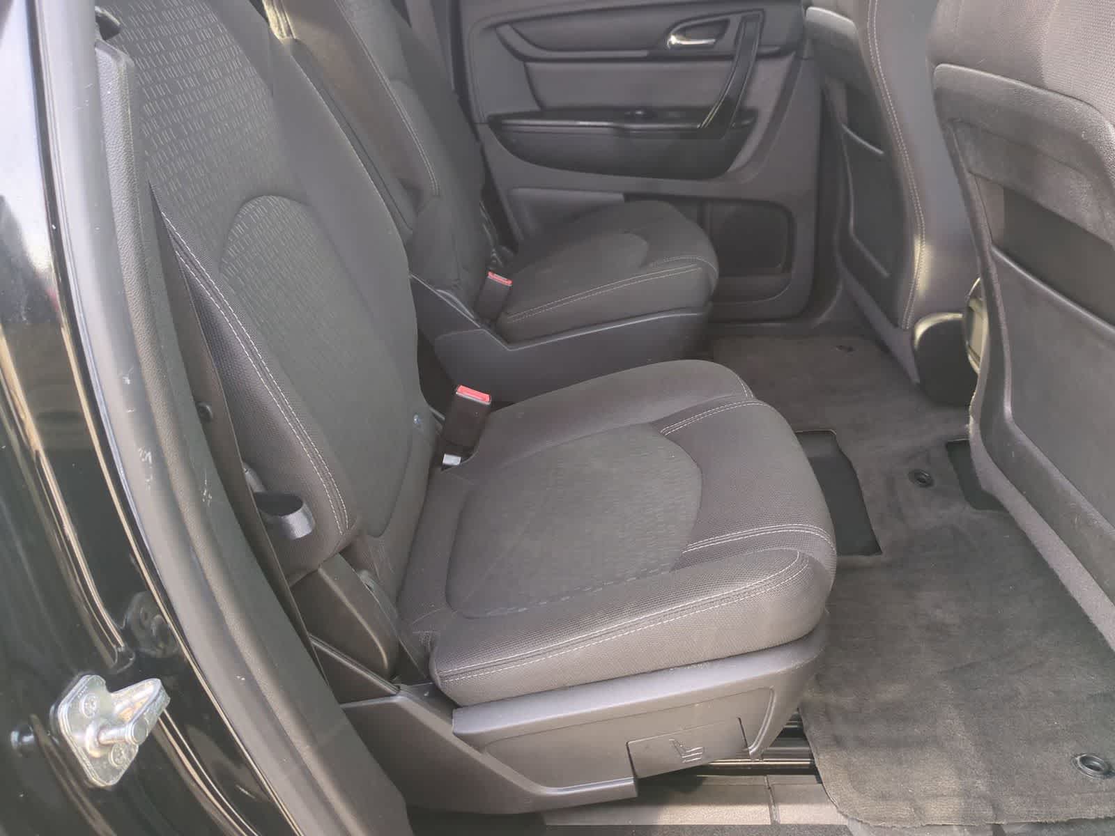Thumbnail: 2016 GMC Acadia - 19