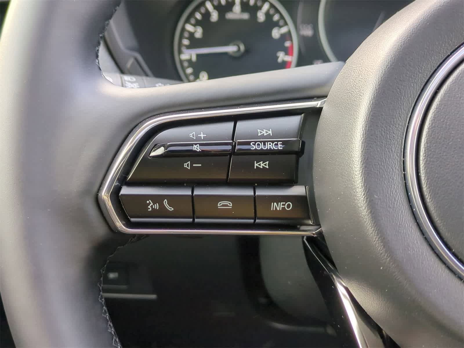 Thumbnail: 2026 Mazda CX-70 - 24