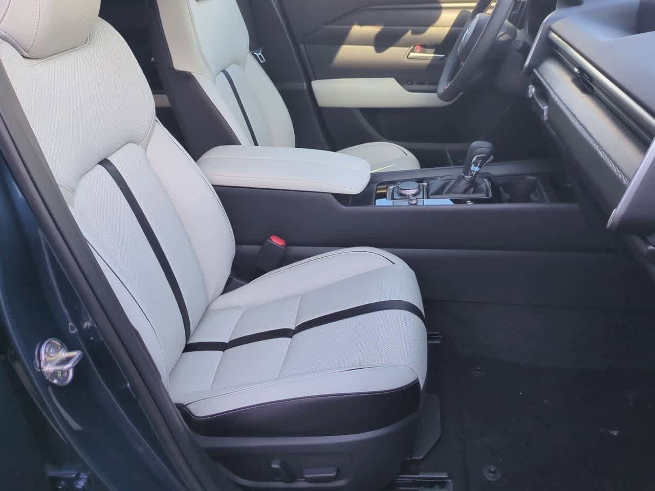 Thumbnail: 2026 Mazda CX-50 - 22