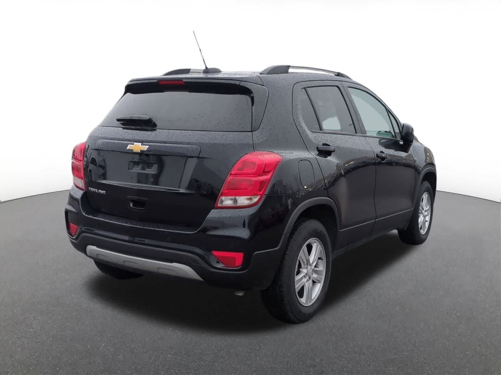 Thumbnail: 2022 Chevrolet Trax - 6