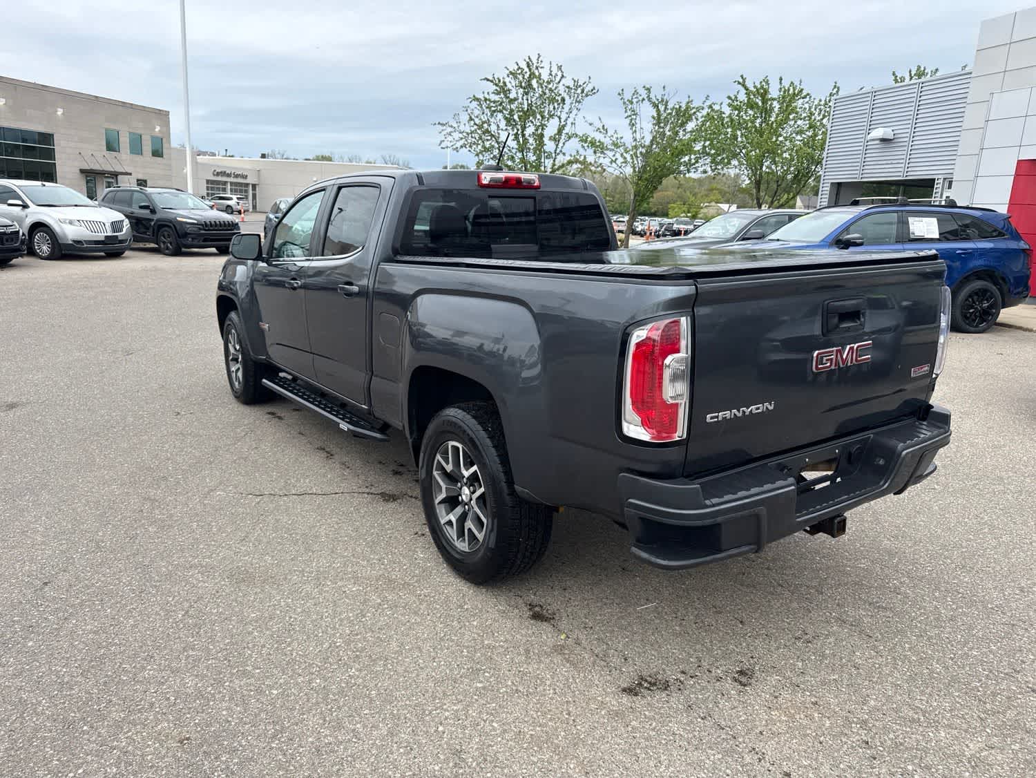 Thumbnail: 2016 GMC Canyon - 7