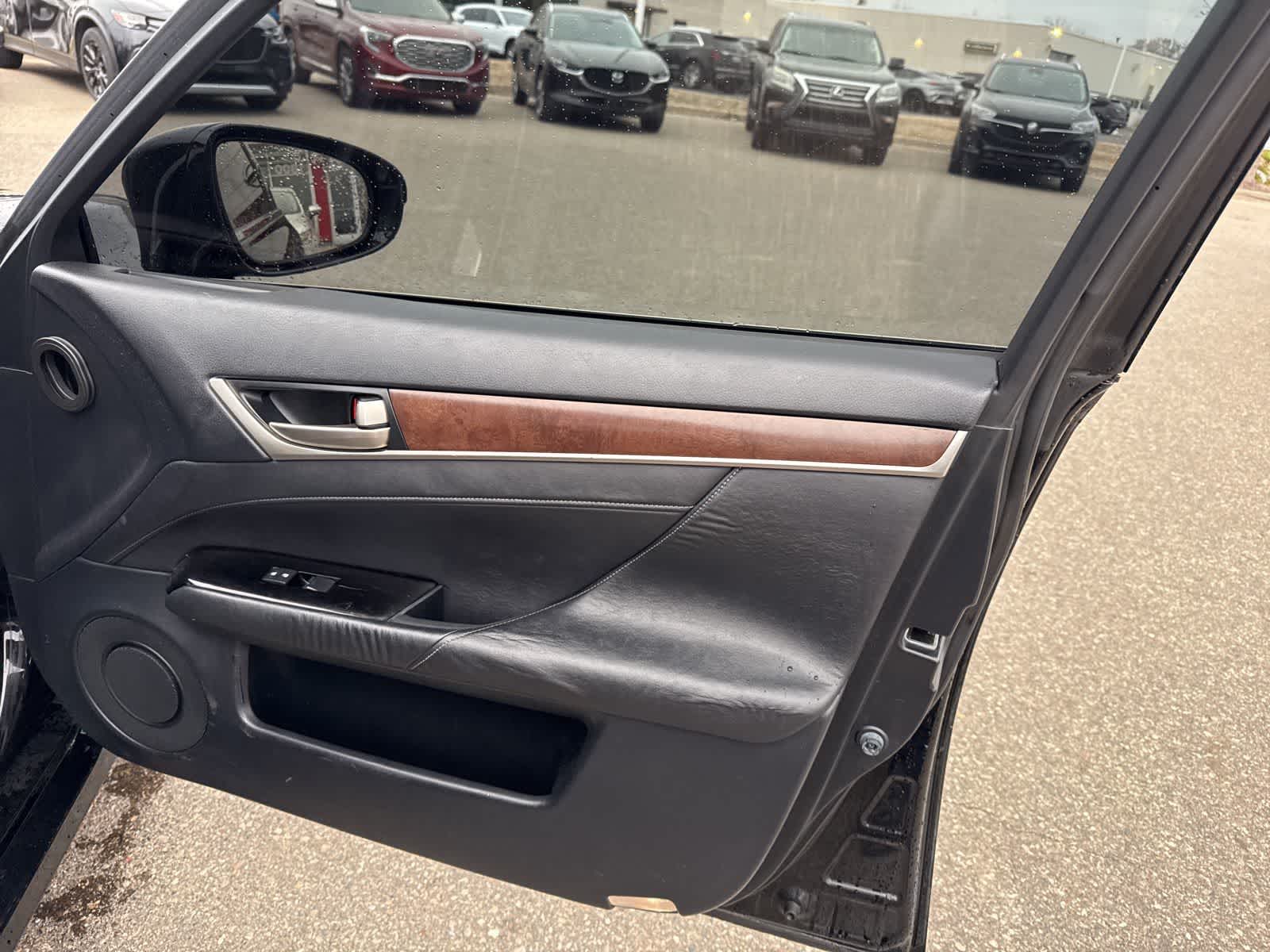 Thumbnail: 2013 Lexus GS - 25