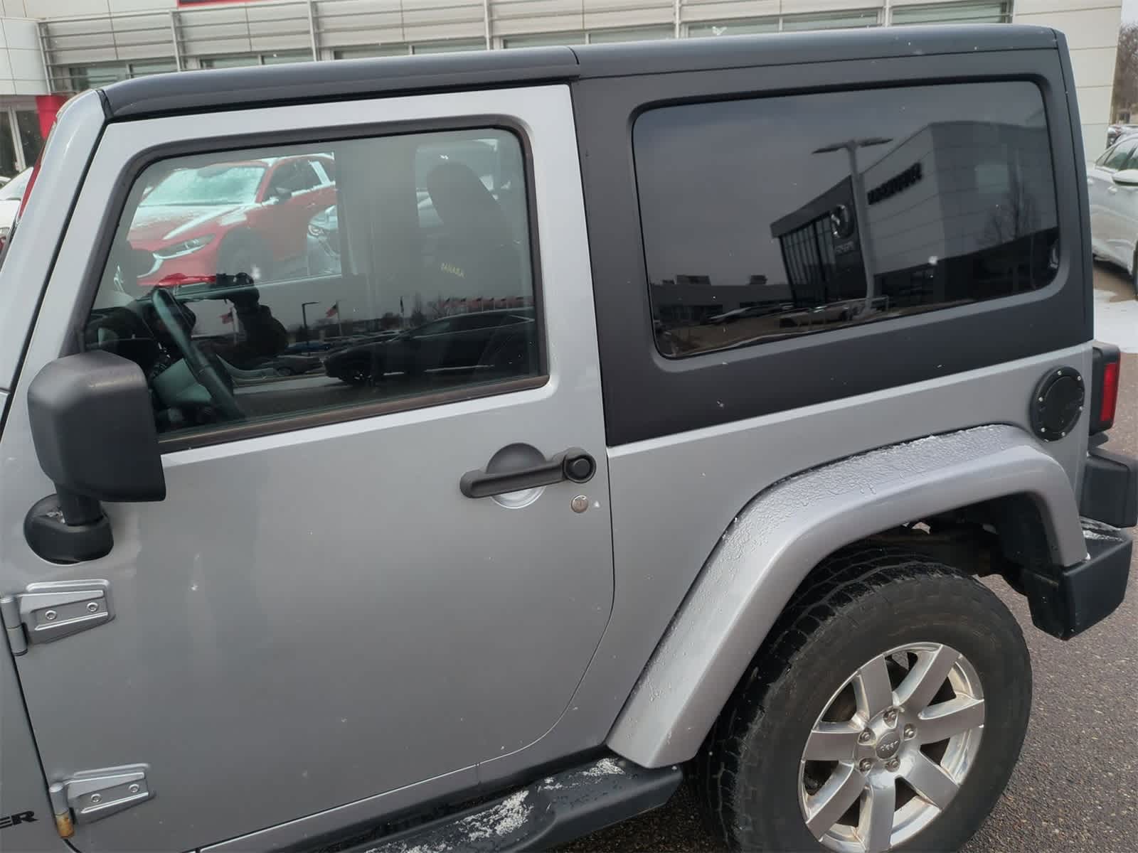 Thumbnail: 2015 Jeep Wrangler - 10