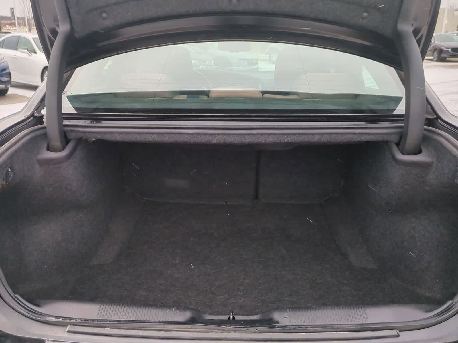 Thumbnail: 2011 Dodge Charger - 33