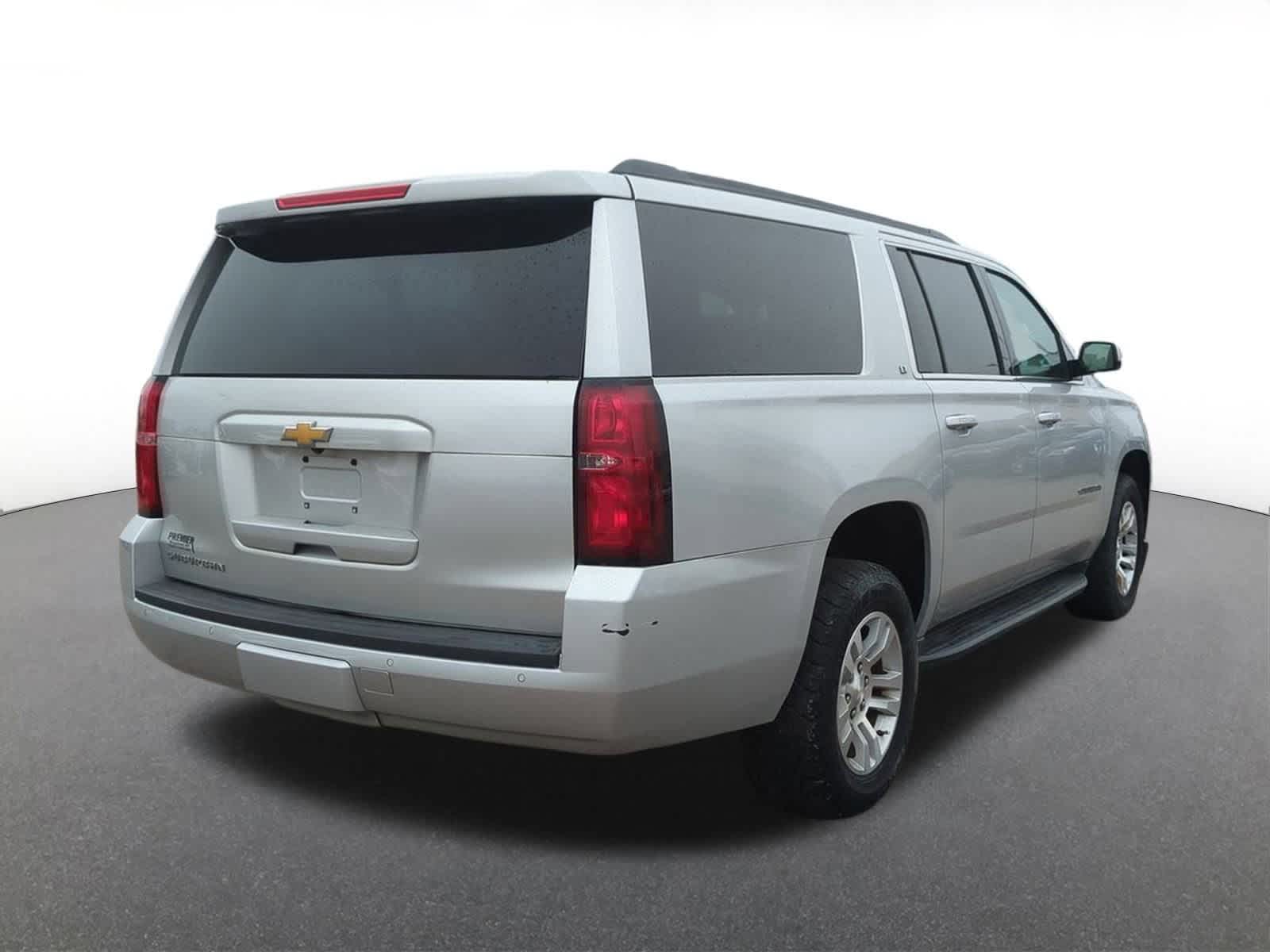 Thumbnail: 2019 Chevrolet Suburban - 6