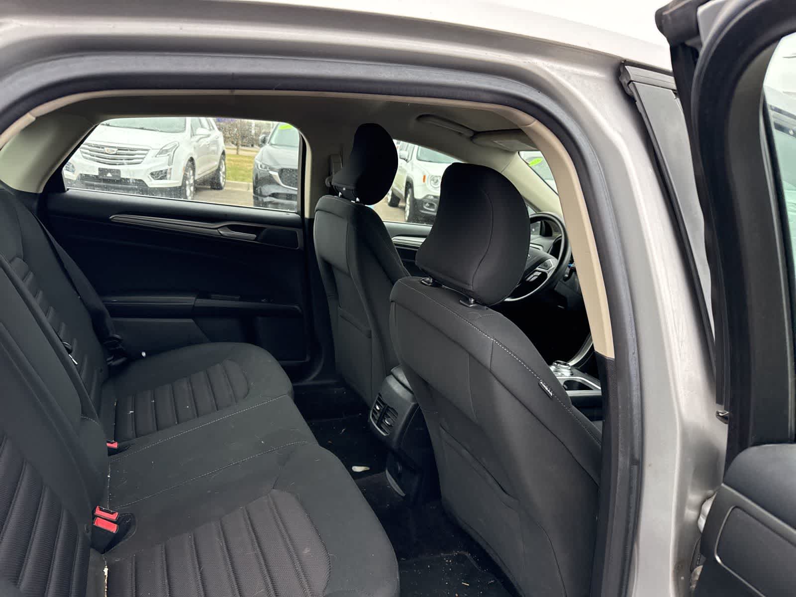 Thumbnail: 2017 Ford Fusion - 23