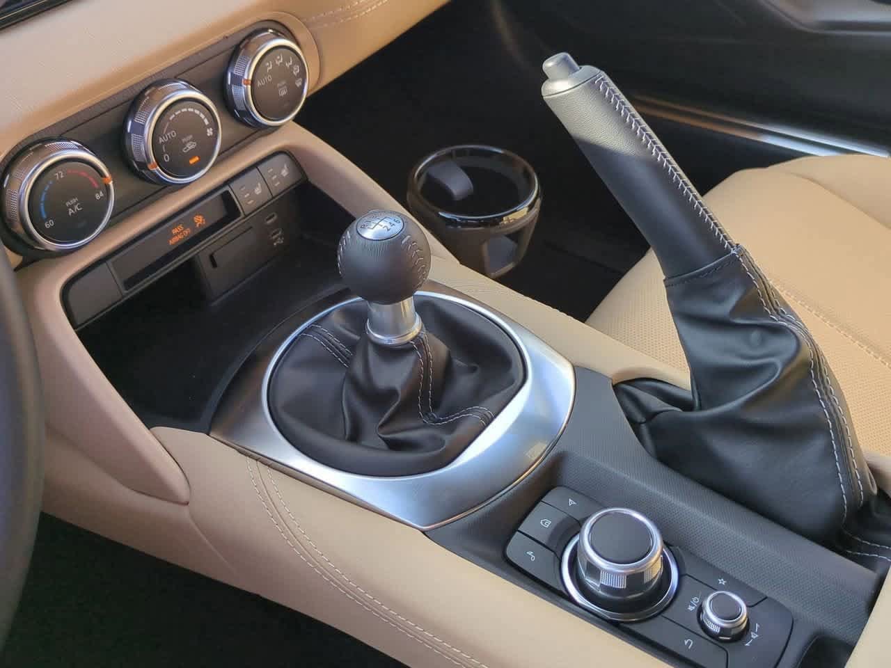 Thumbnail: 2025 Mazda MX-5 Miata - 27