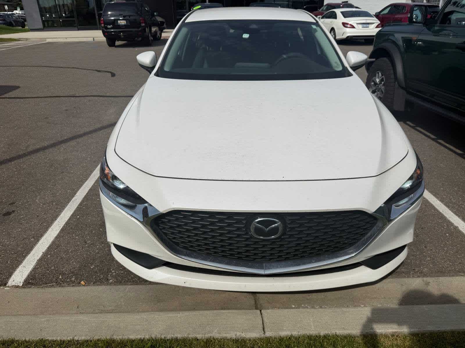 2022 Mazda Mazda3 Select photo 2