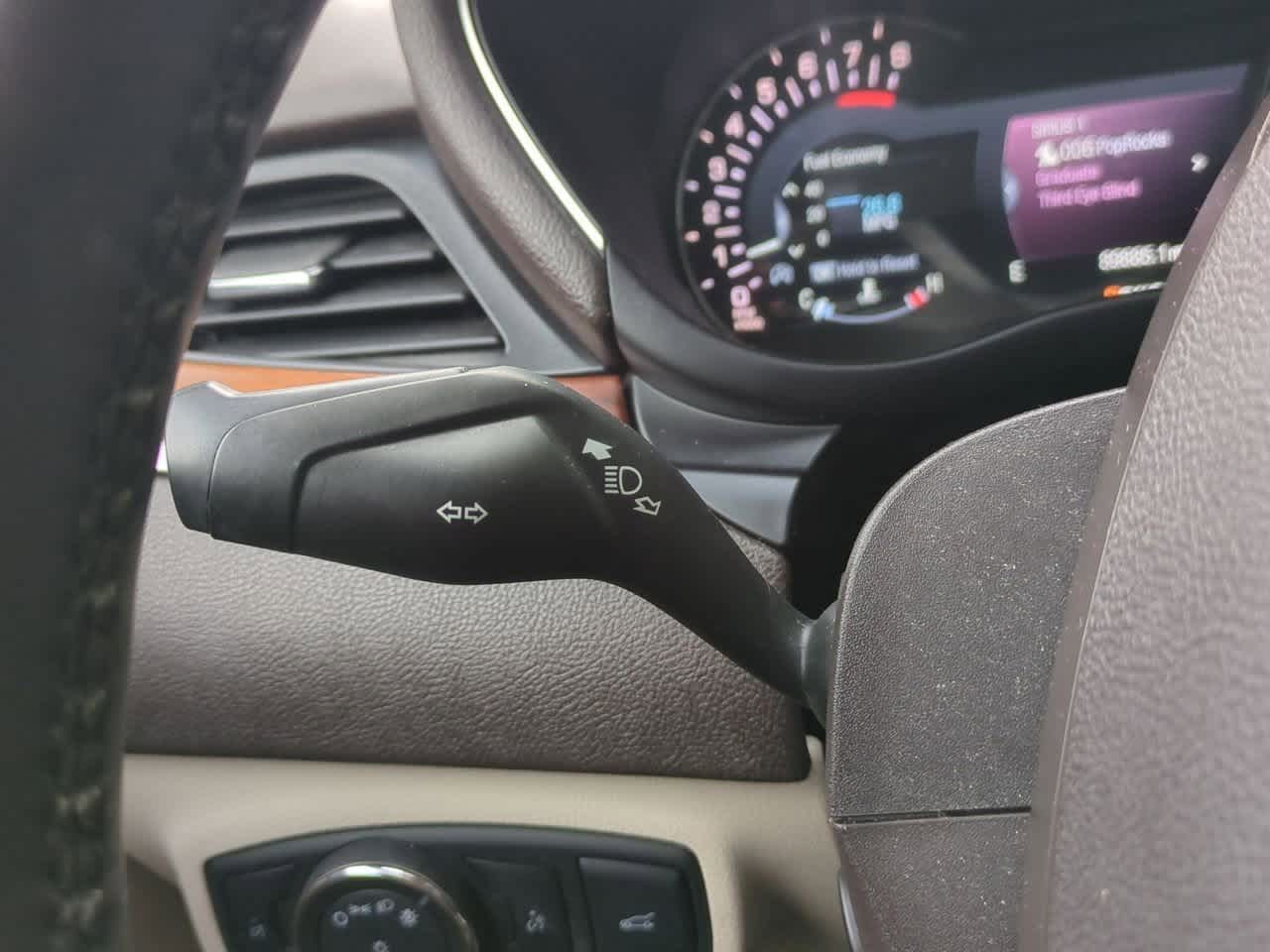 Thumbnail: 2017 Lincoln MKC - 25