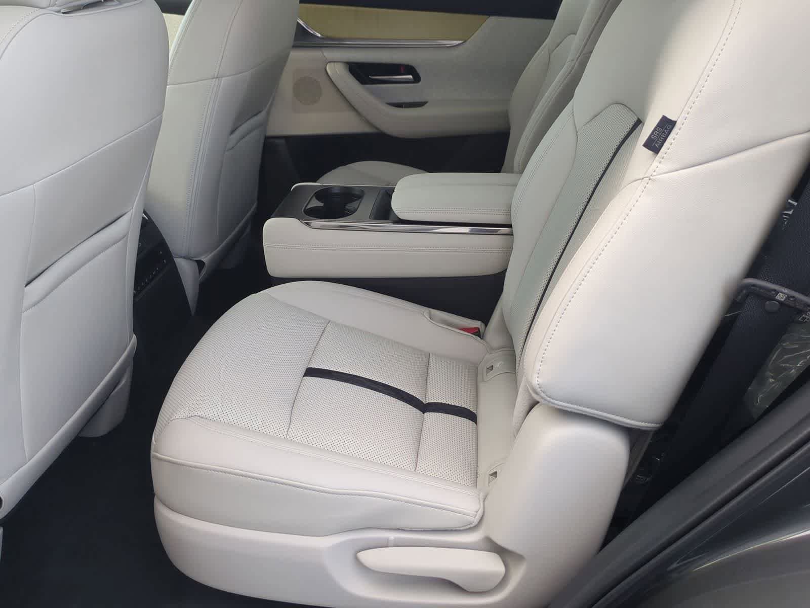 Thumbnail: 2026 Mazda CX-90 - 19