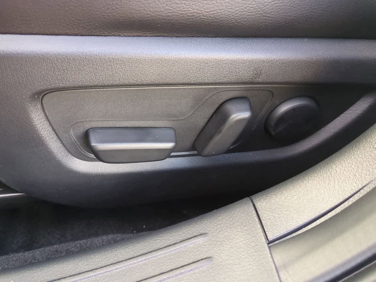 Thumbnail: 2026 Mazda CX-50 - 16