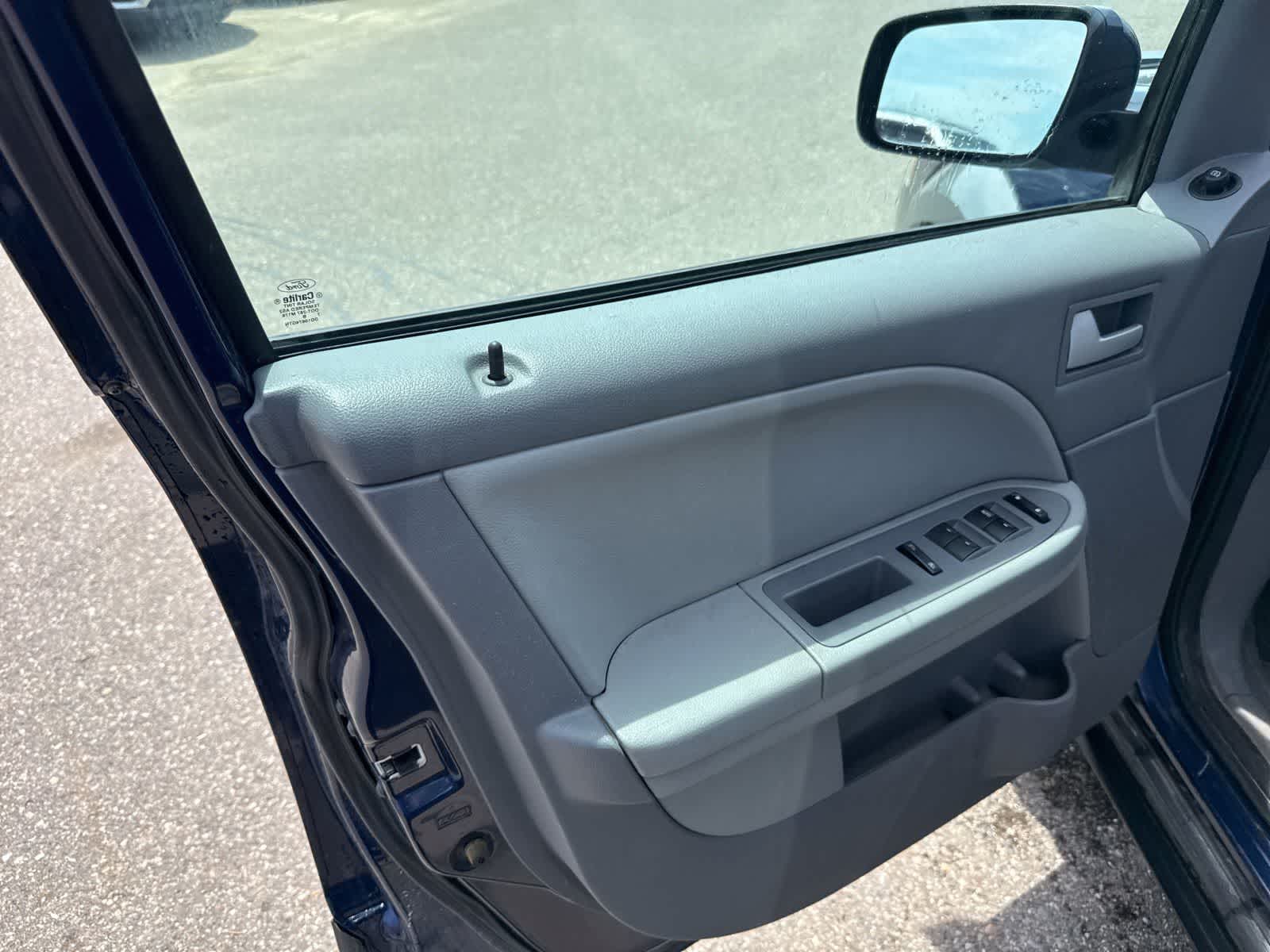 Thumbnail: 2007 Ford Freestyle - 16