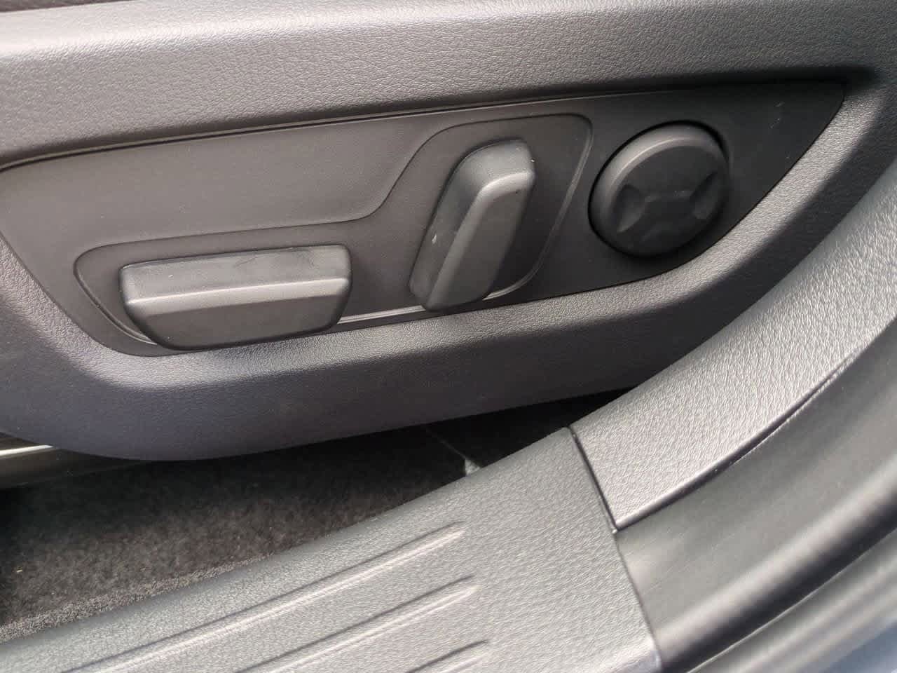 Thumbnail: 2026 Mazda CX-50 - 15