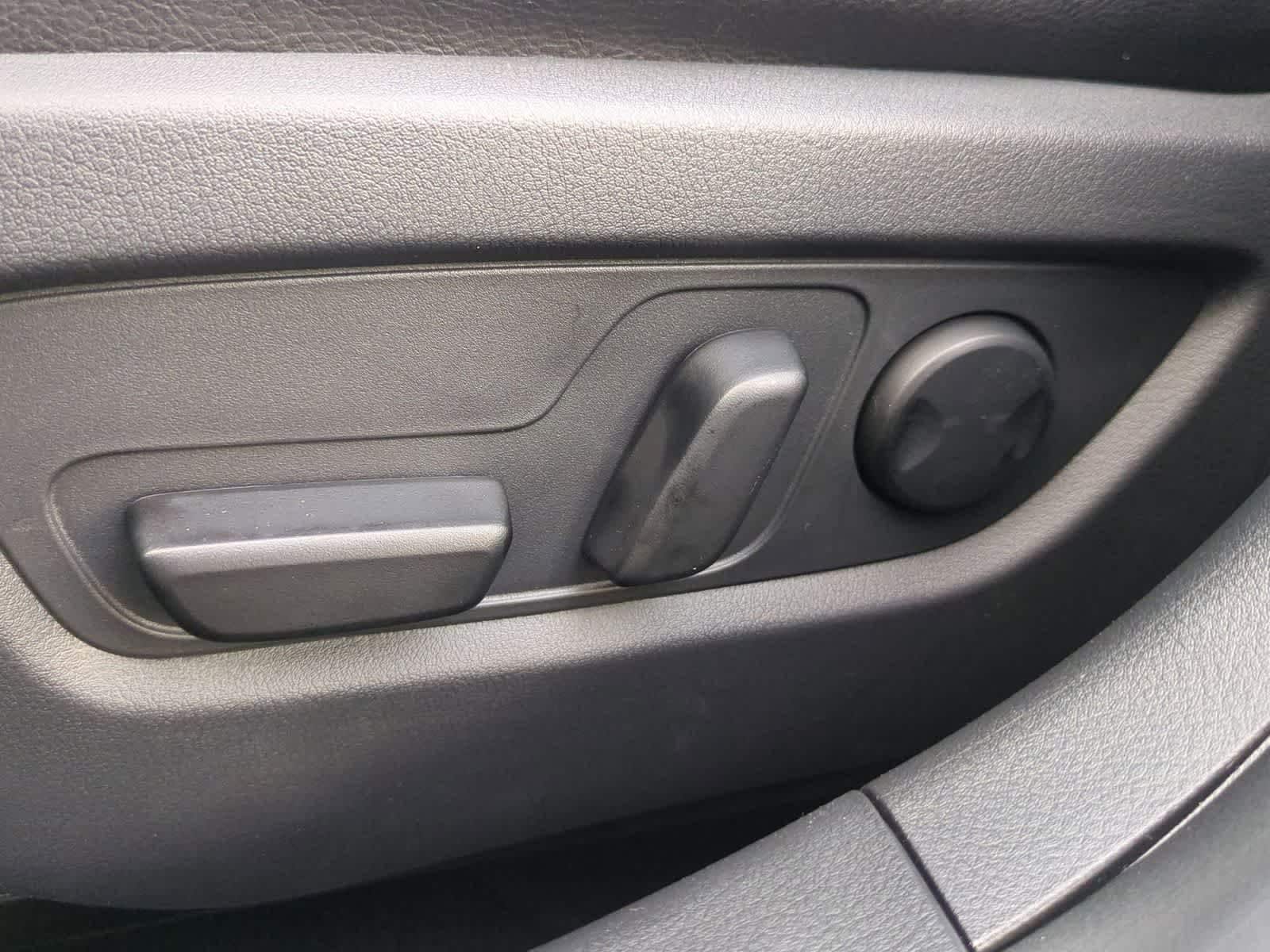 Thumbnail: 2026 Mazda CX-50 - 16