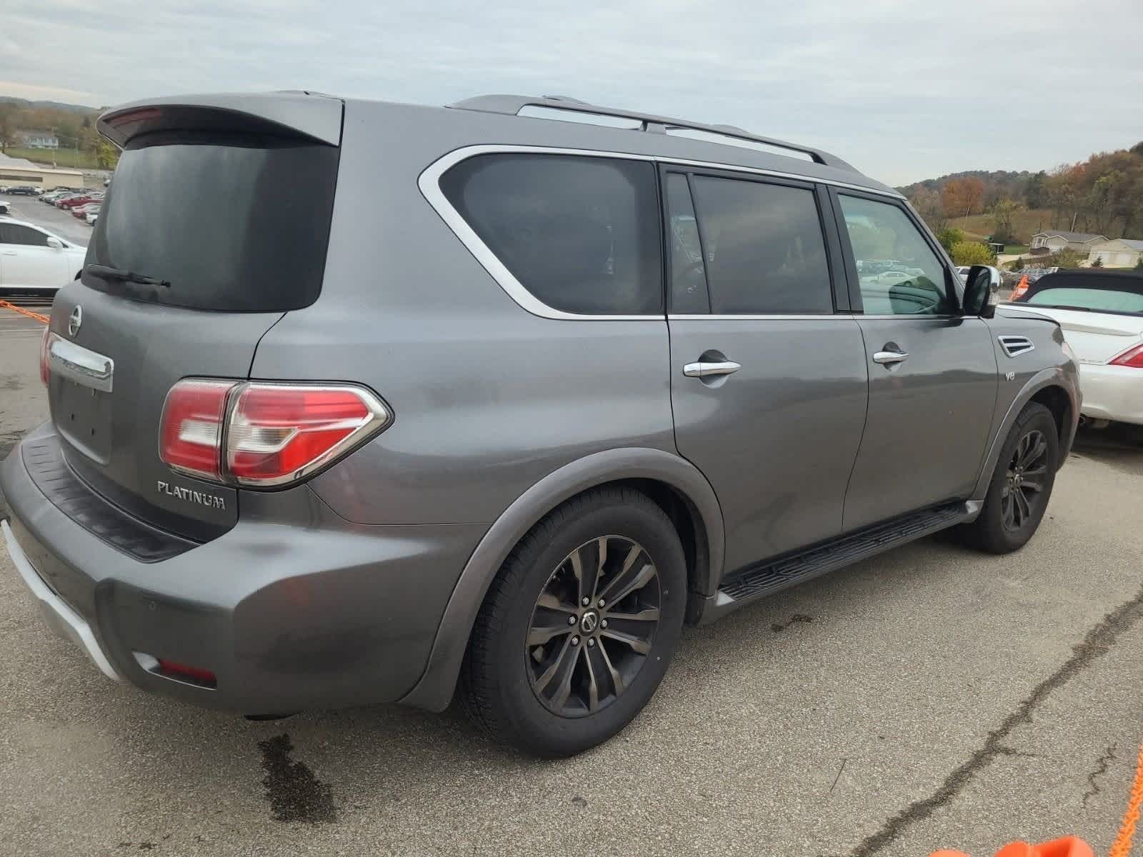 2017 Nissan Armada Platinum photo 4