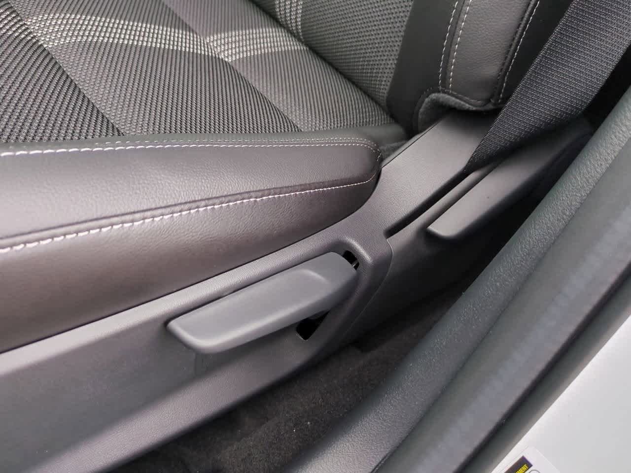 Thumbnail: 2025 Mazda CX-50 - 15