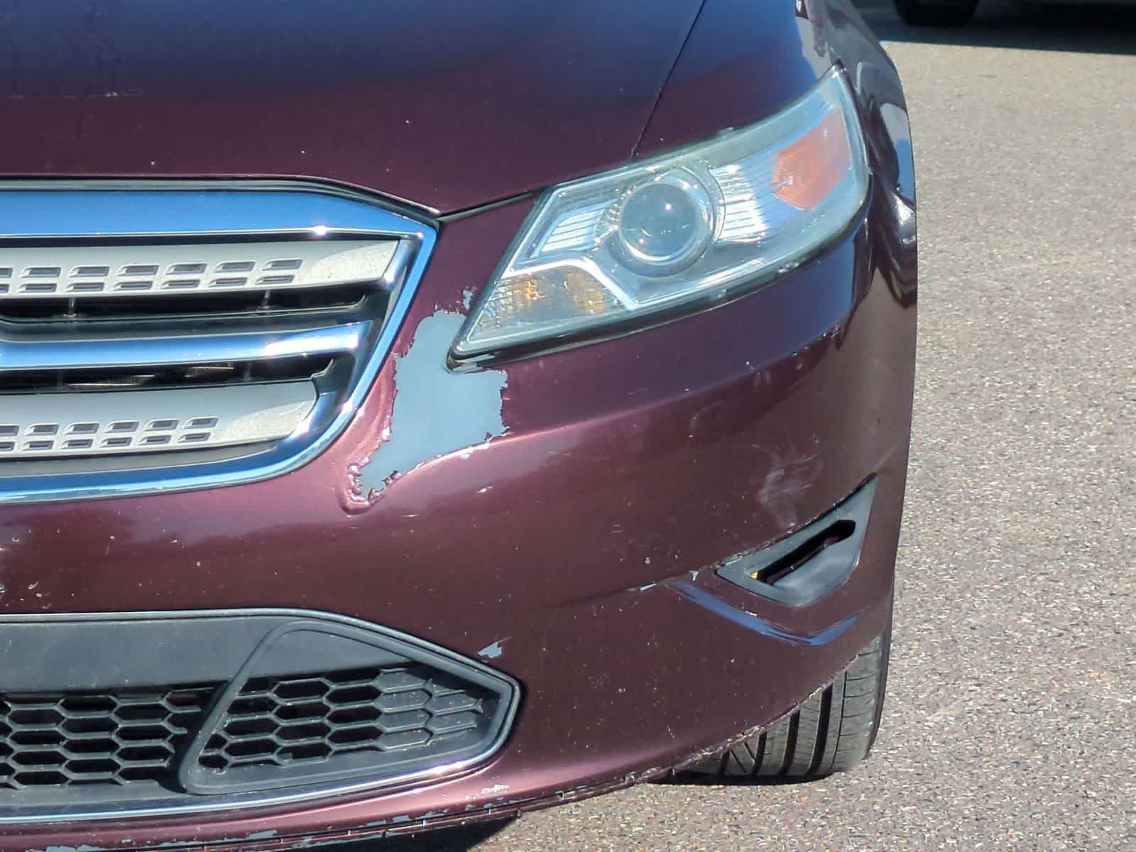 Thumbnail: 2011 Ford Taurus - 10