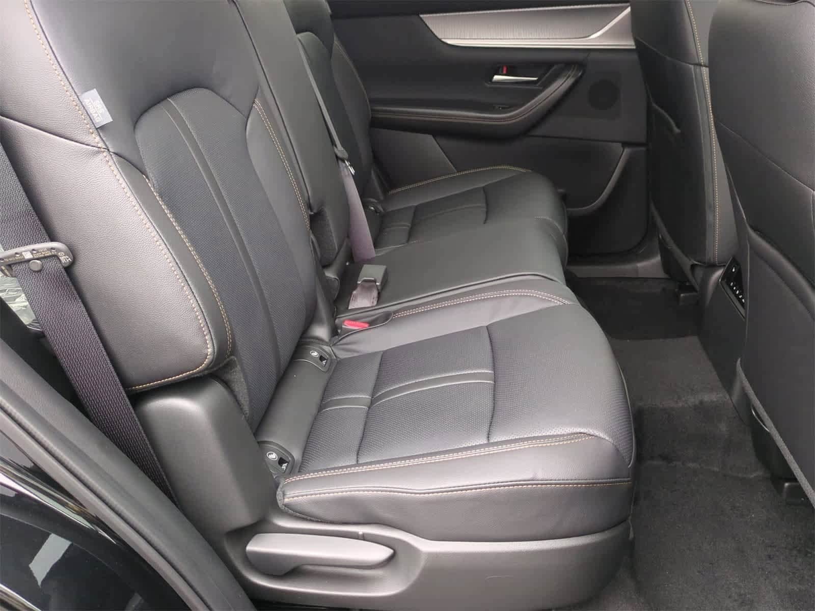 Thumbnail: 2026 Mazda CX-70 - 20