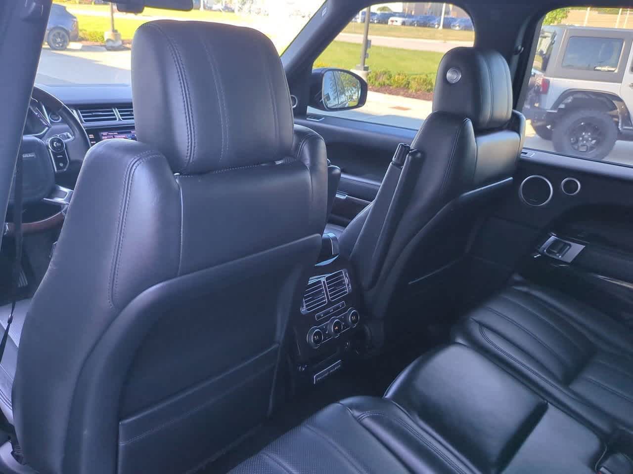Thumbnail: 2013 Land Rover Range Rover - 17
