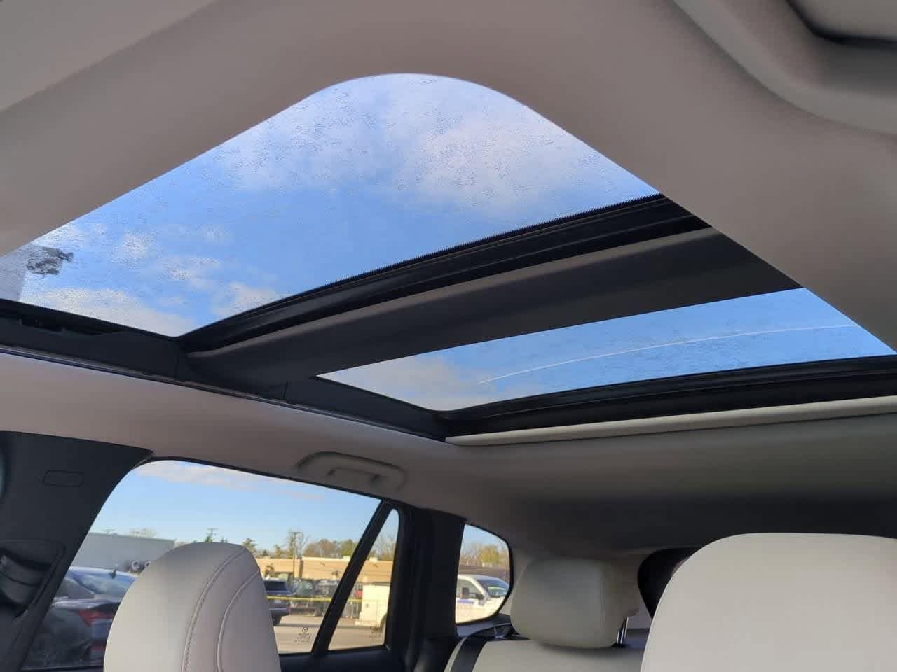 Thumbnail: 2026 Mazda CX-50 - 18