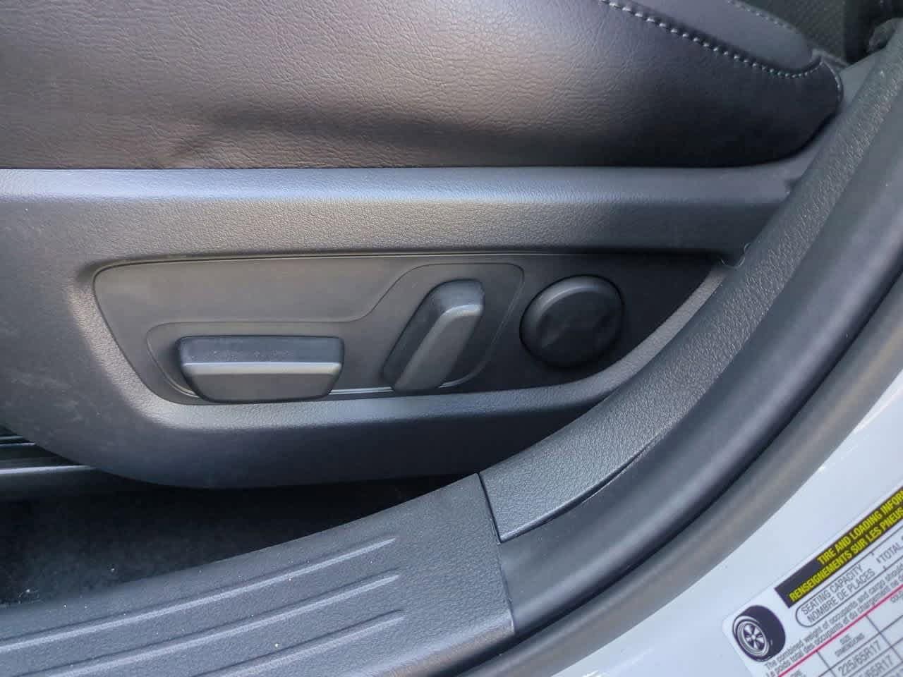 Thumbnail: 2026 Mazda CX-50 - 15