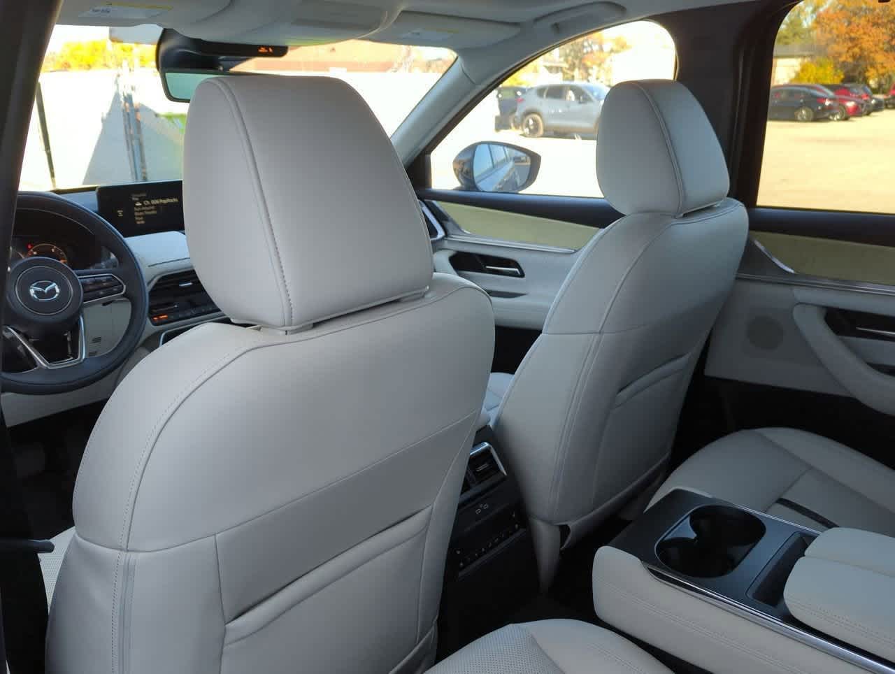Thumbnail: 2025 Mazda CX-90 - 16