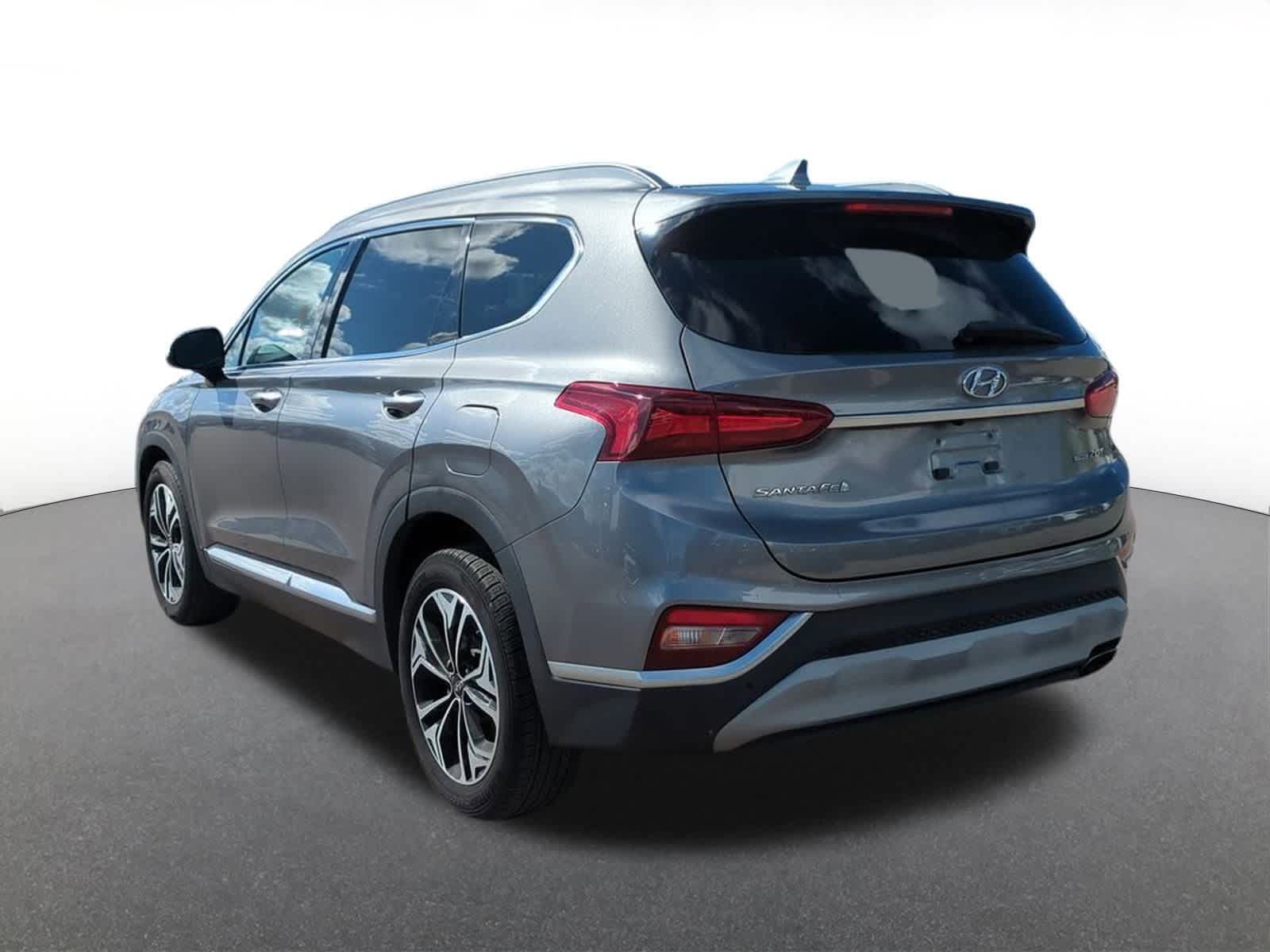 Thumbnail: 2019 Hyundai Santa Fe - 4