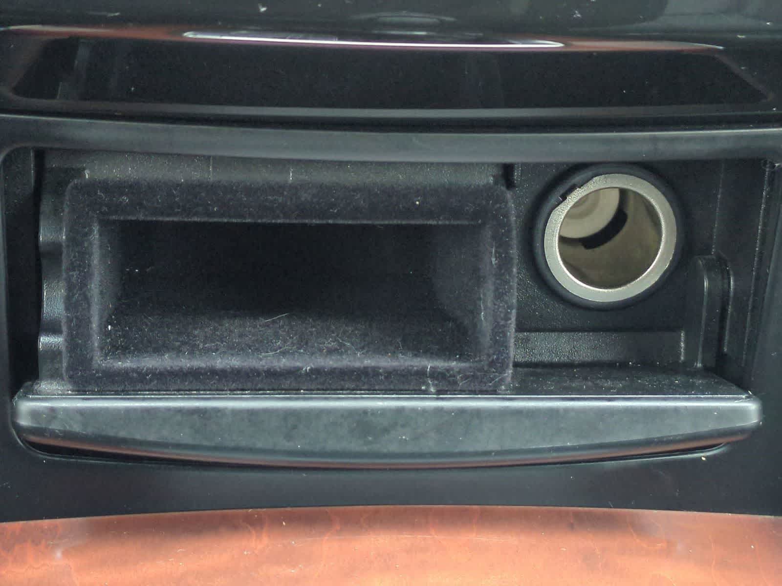 Thumbnail: 2012 INFINITI FX35 - 31