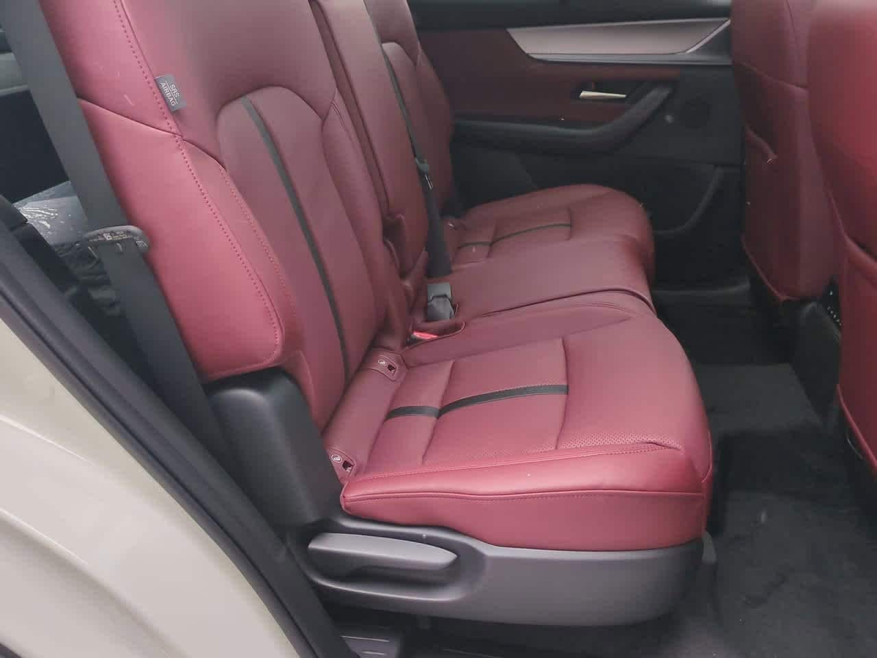 Thumbnail: 2026 Mazda CX-70 - 20