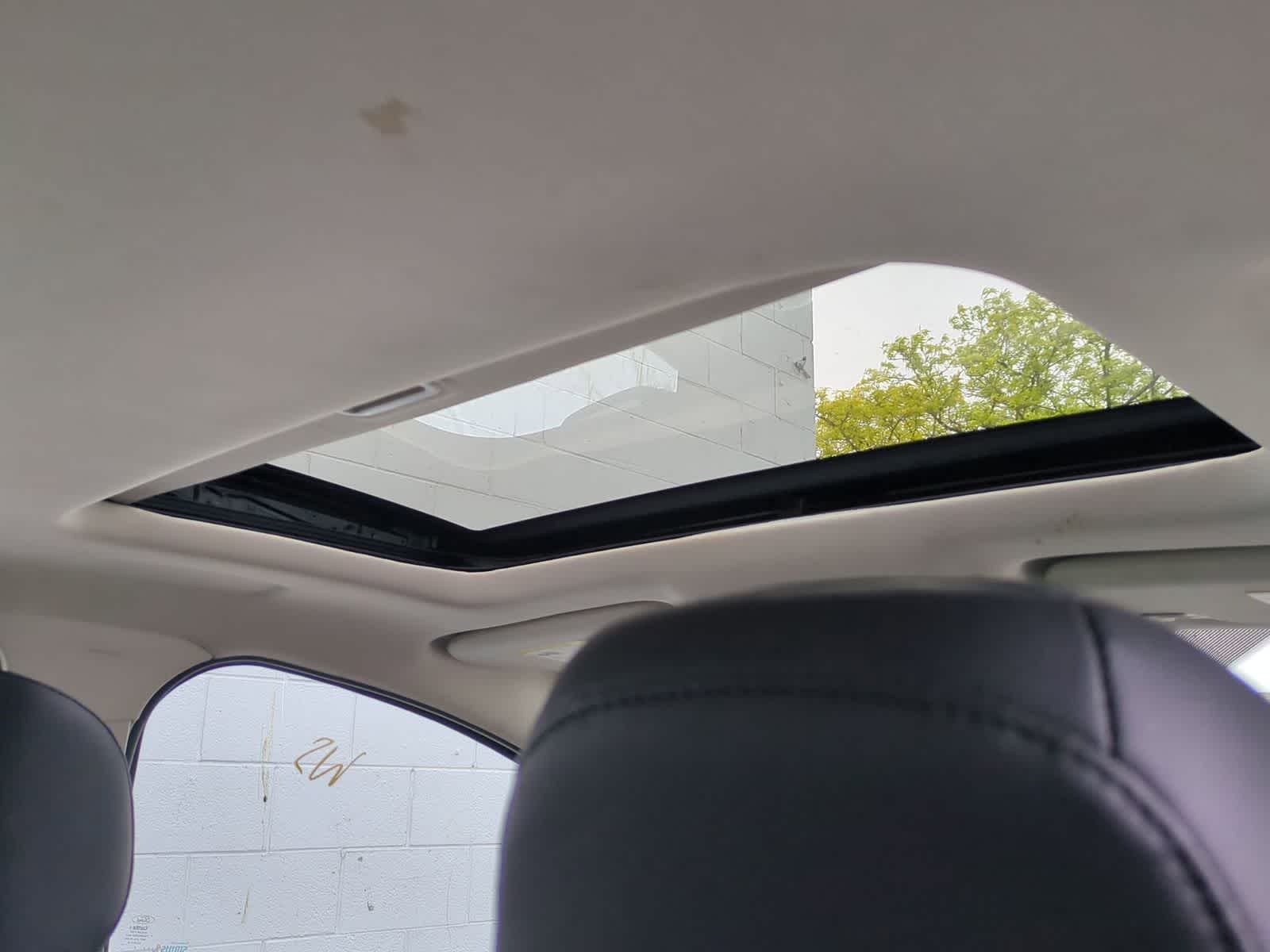 Thumbnail: 2016 Ford Focus - 21