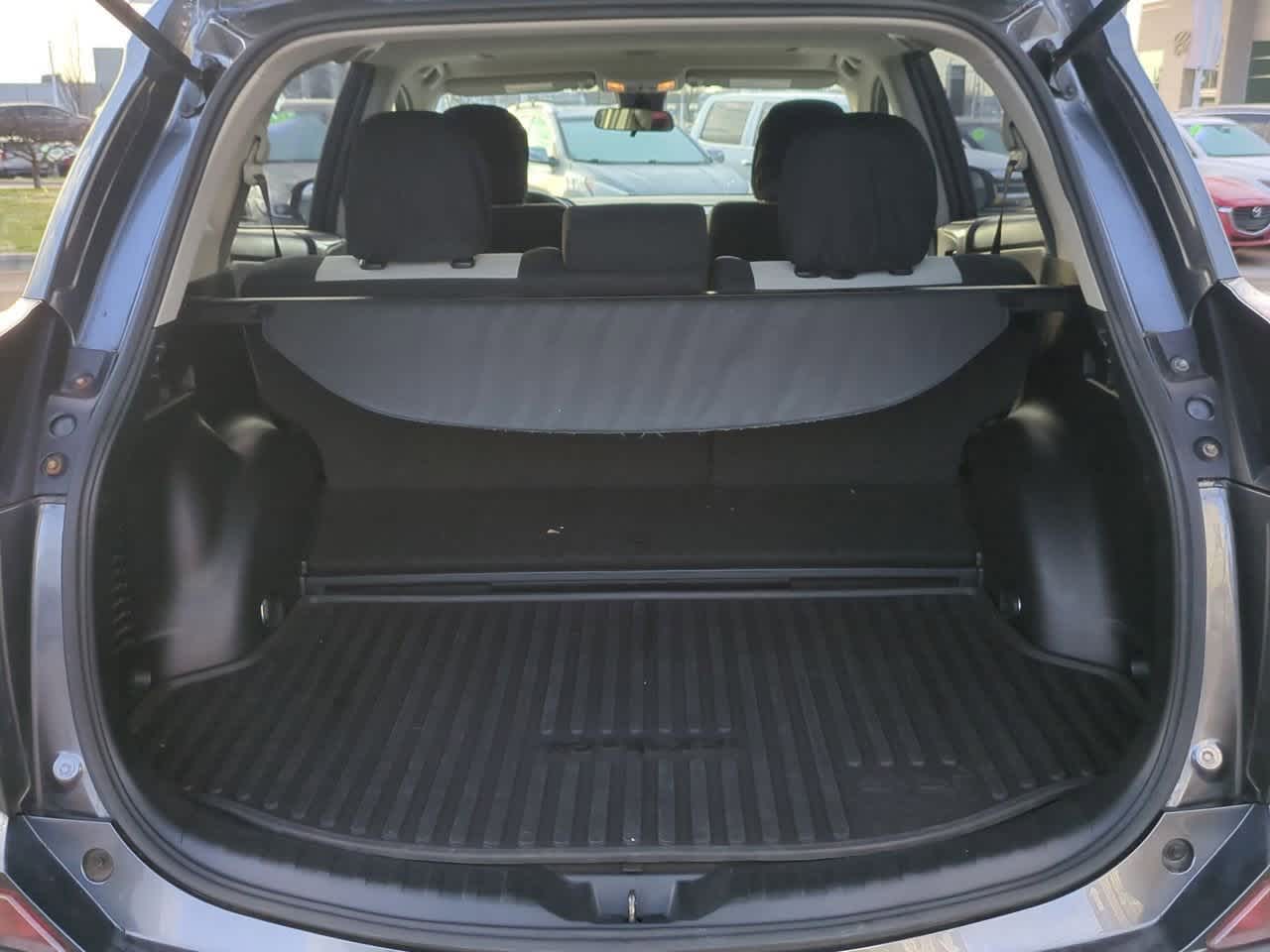 Thumbnail: 2018 Toyota RAV4 - 33