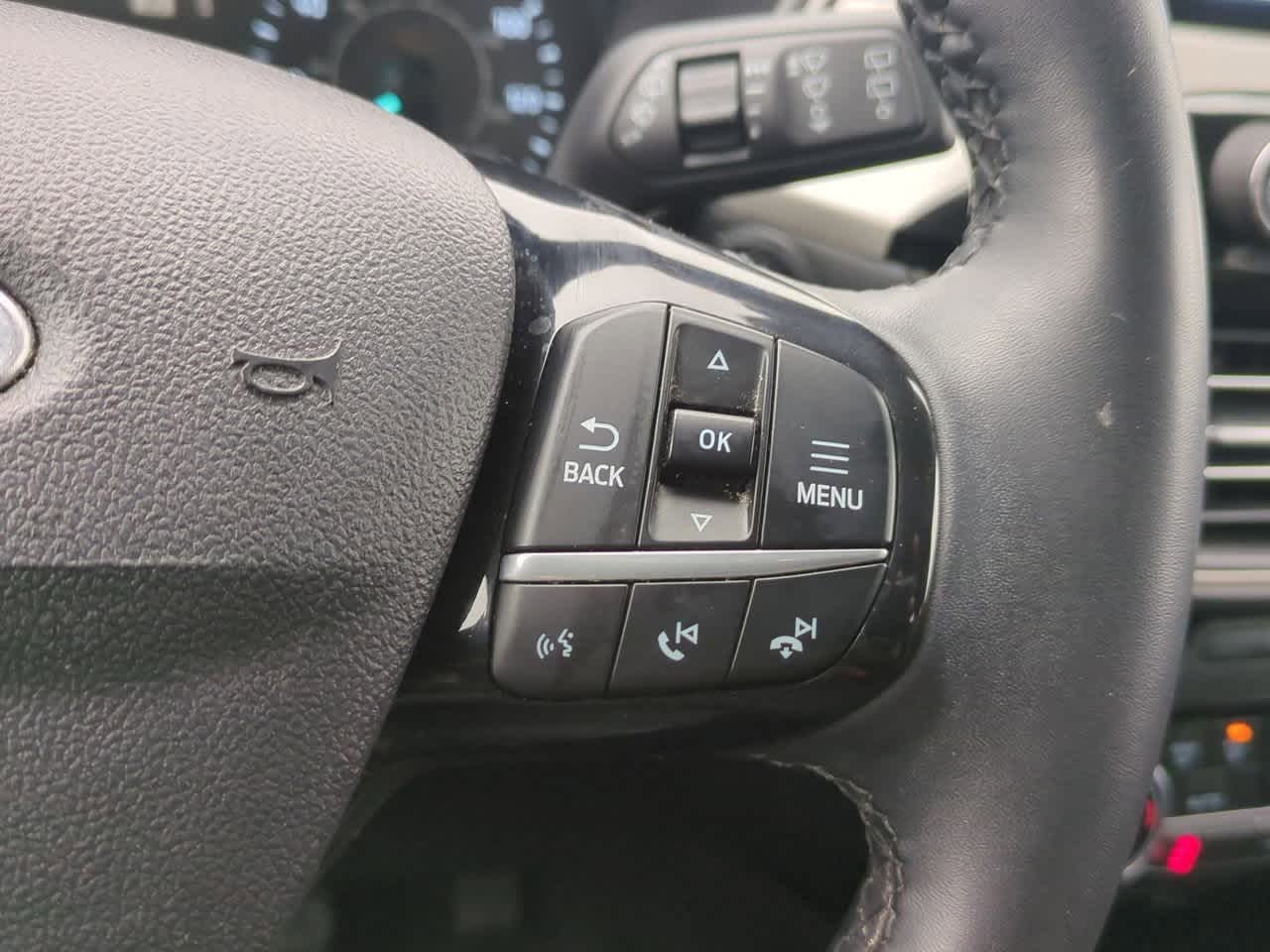 Thumbnail: 2022 Ford Escape - 23