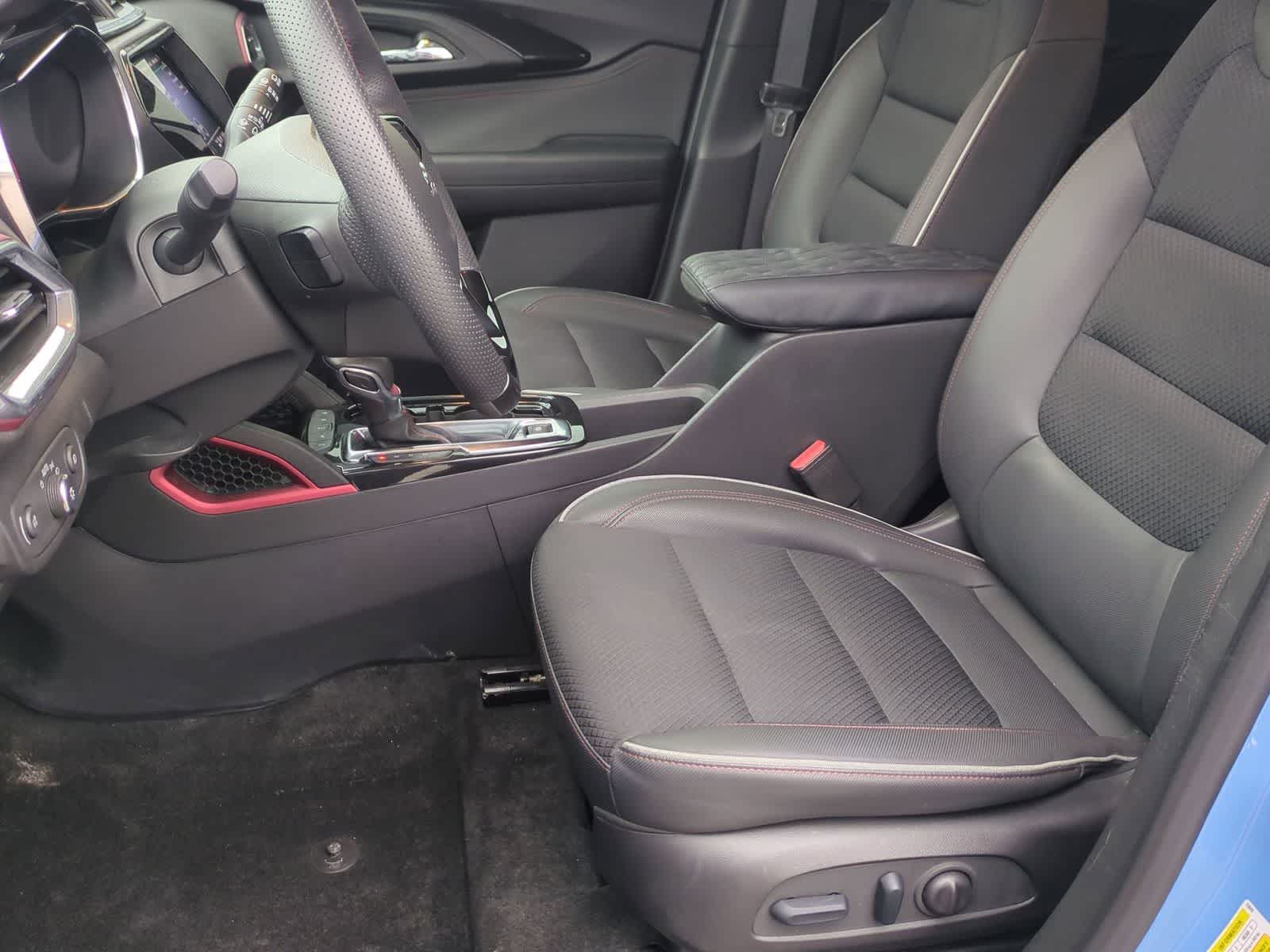 Thumbnail: 2023 Chevrolet TrailBlazer - 15