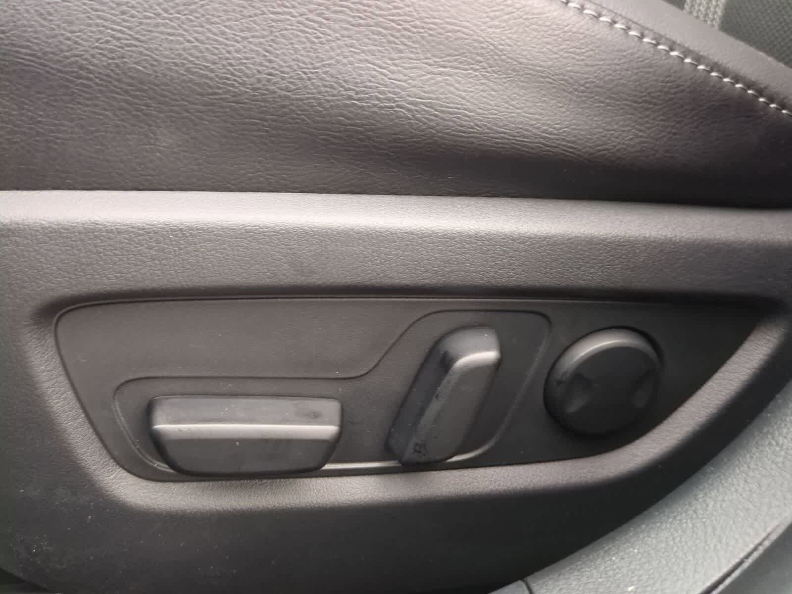 Thumbnail: 2026 Mazda CX-50 - 16