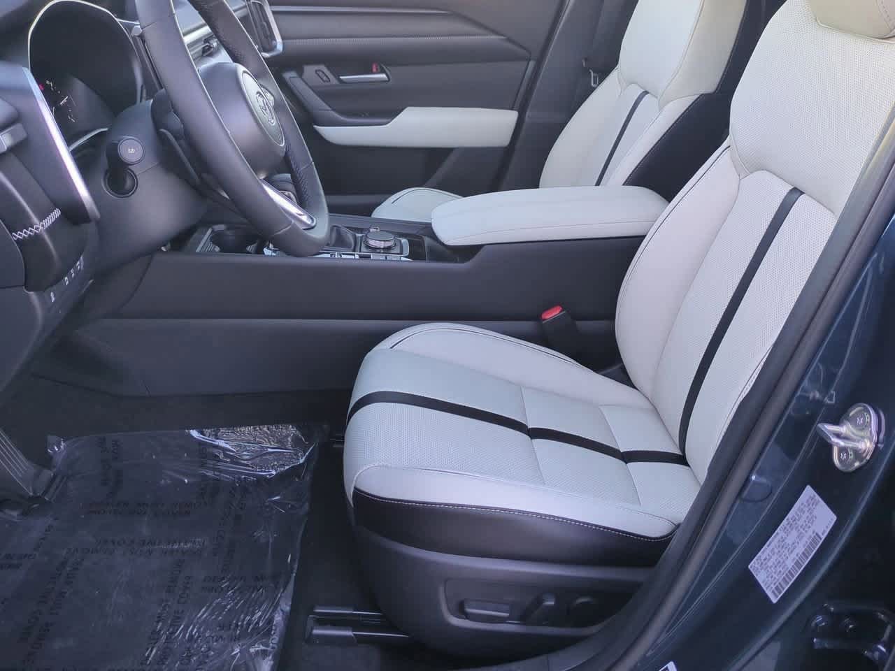 Thumbnail: 2026 Mazda CX-50 - 15